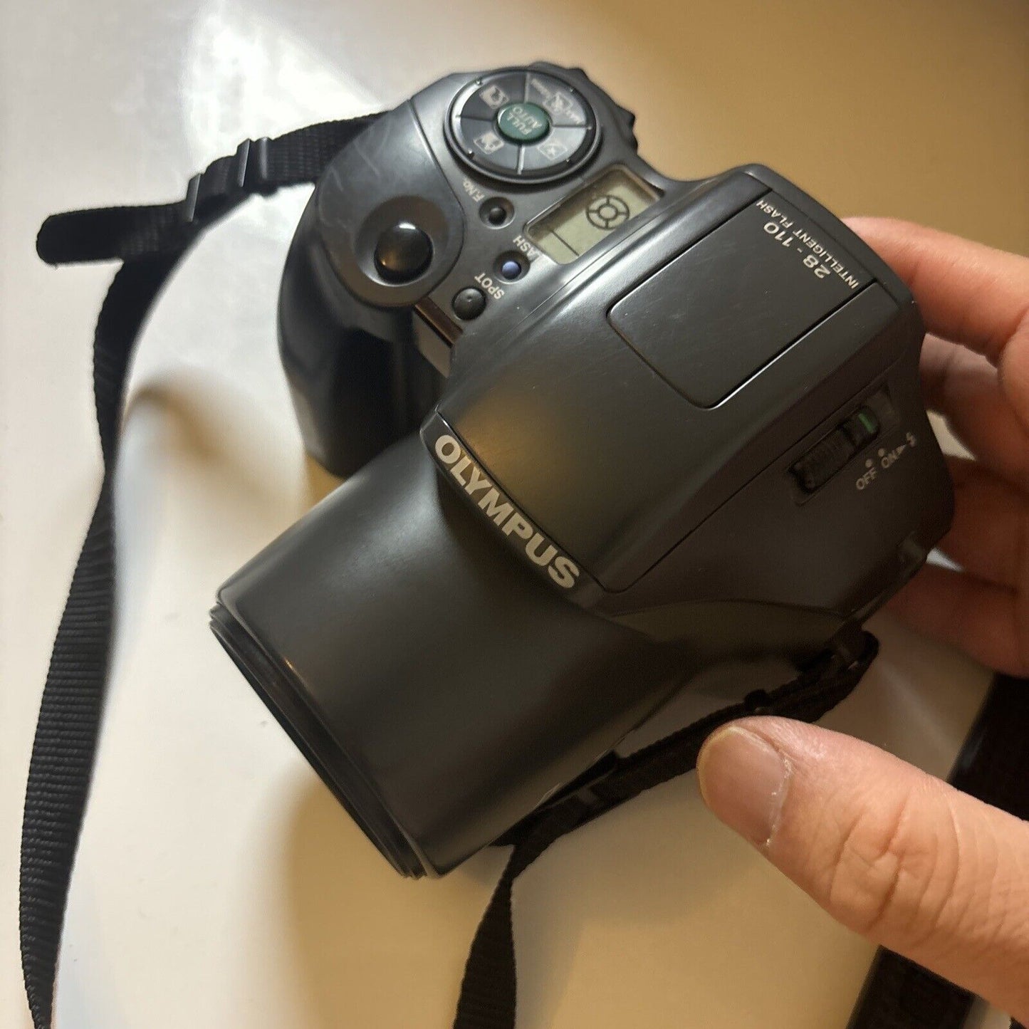 Olympus L-10 Panorama 35mm Film Camera 28-110 High Resolution