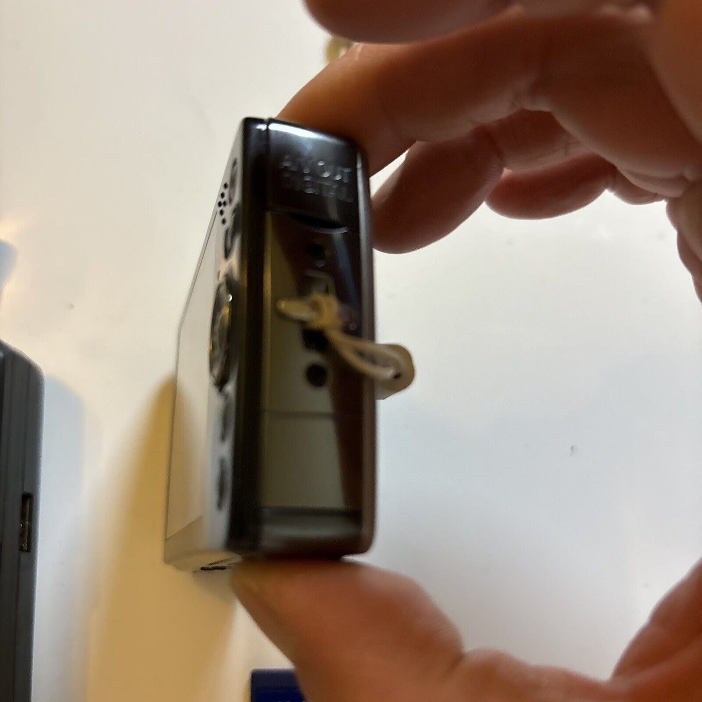 Canon PowerShot ELPH SD750 Digital Camera 7.1MP With 2Gb SD Card