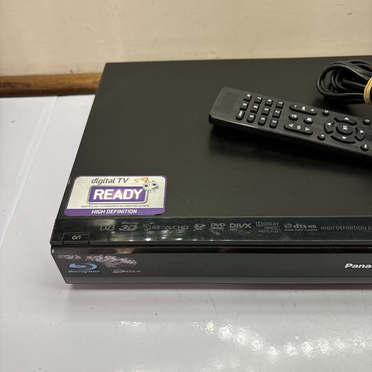 Panasonic 3D Blu-ray HDD Recorder DMR-PWT500 320gb HDD