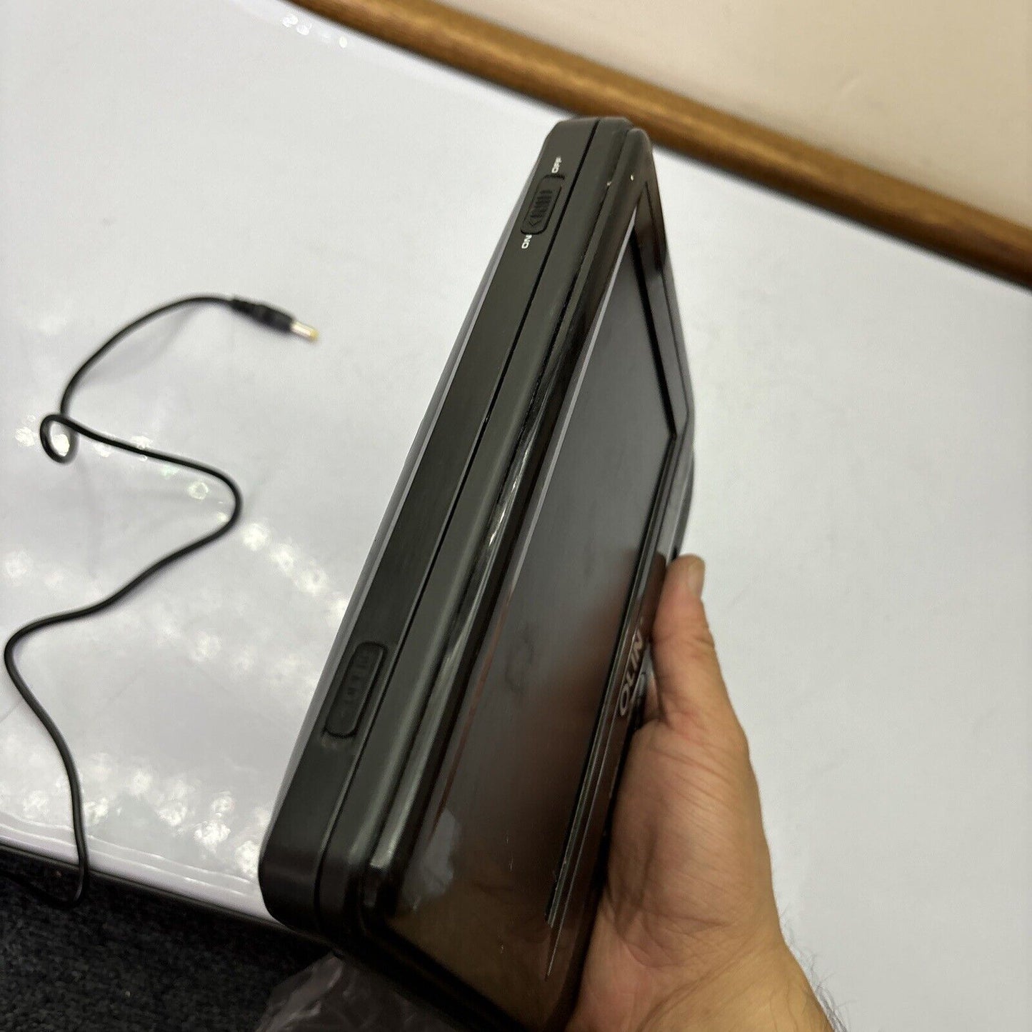 Olin 7" Portable DVD Player  PD-7755