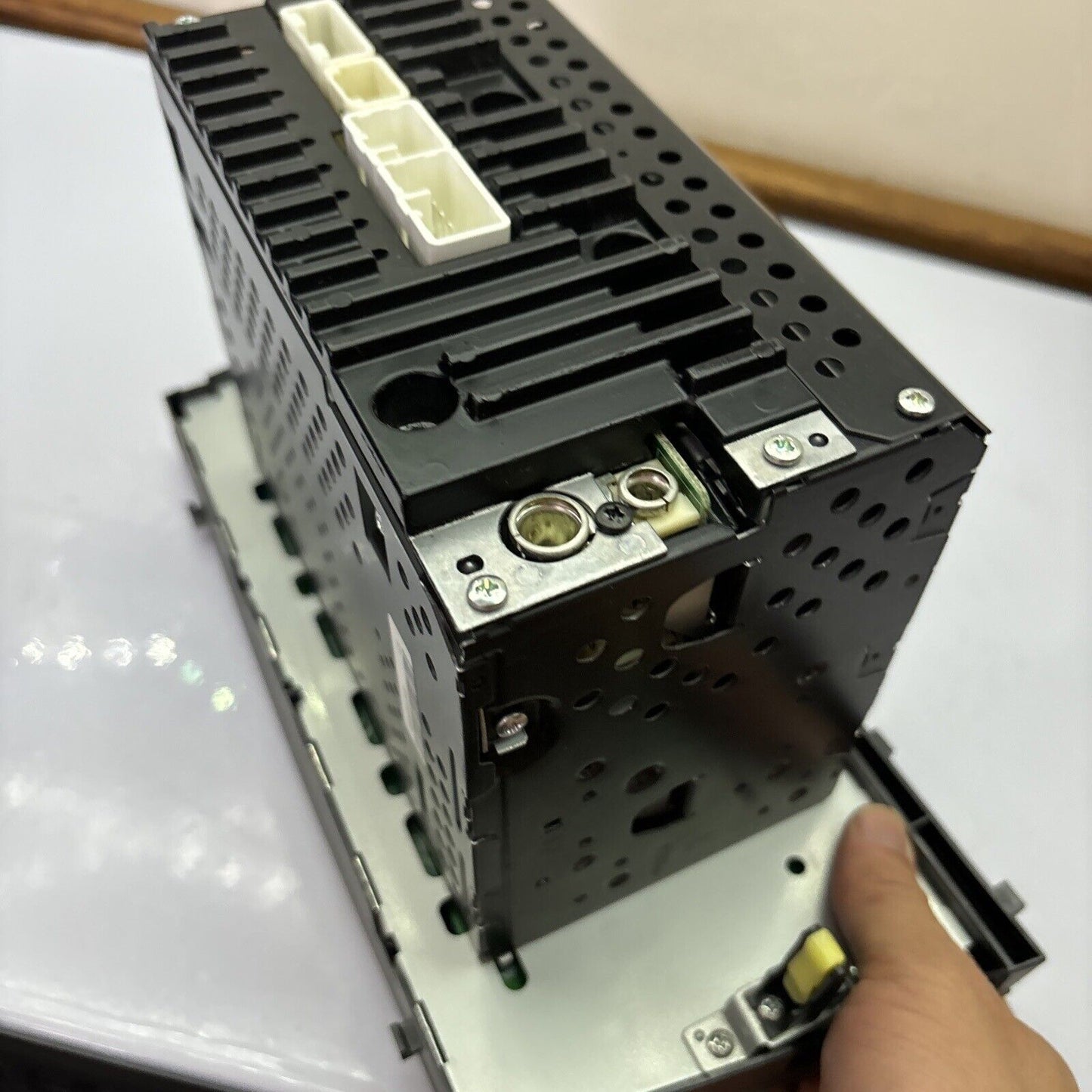 Toyota CD AM/FM Car Audio Radio 86120-06350 *Untested - No Code*