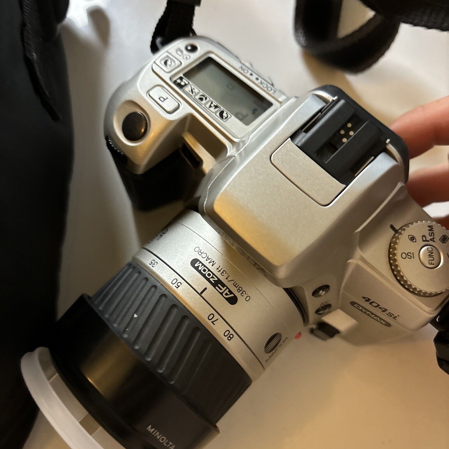 Minolta Dynax 404si SLR Film Camera With AF Zoom 35-80mm Lens And Lowepro Bag