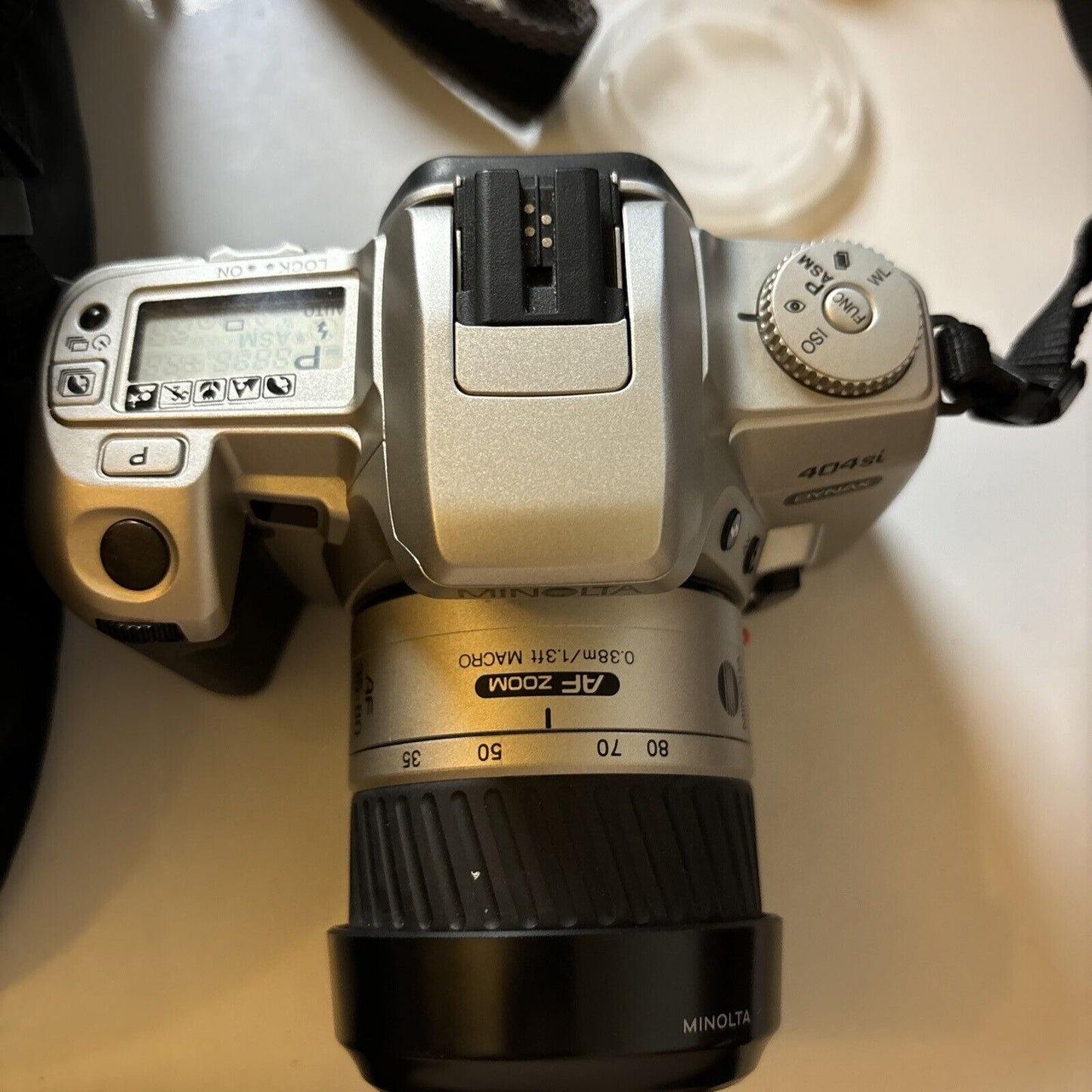 Minolta Dynax 404si SLR Film Camera With AF Zoom 35-80mm Lens And Lowepro Bag