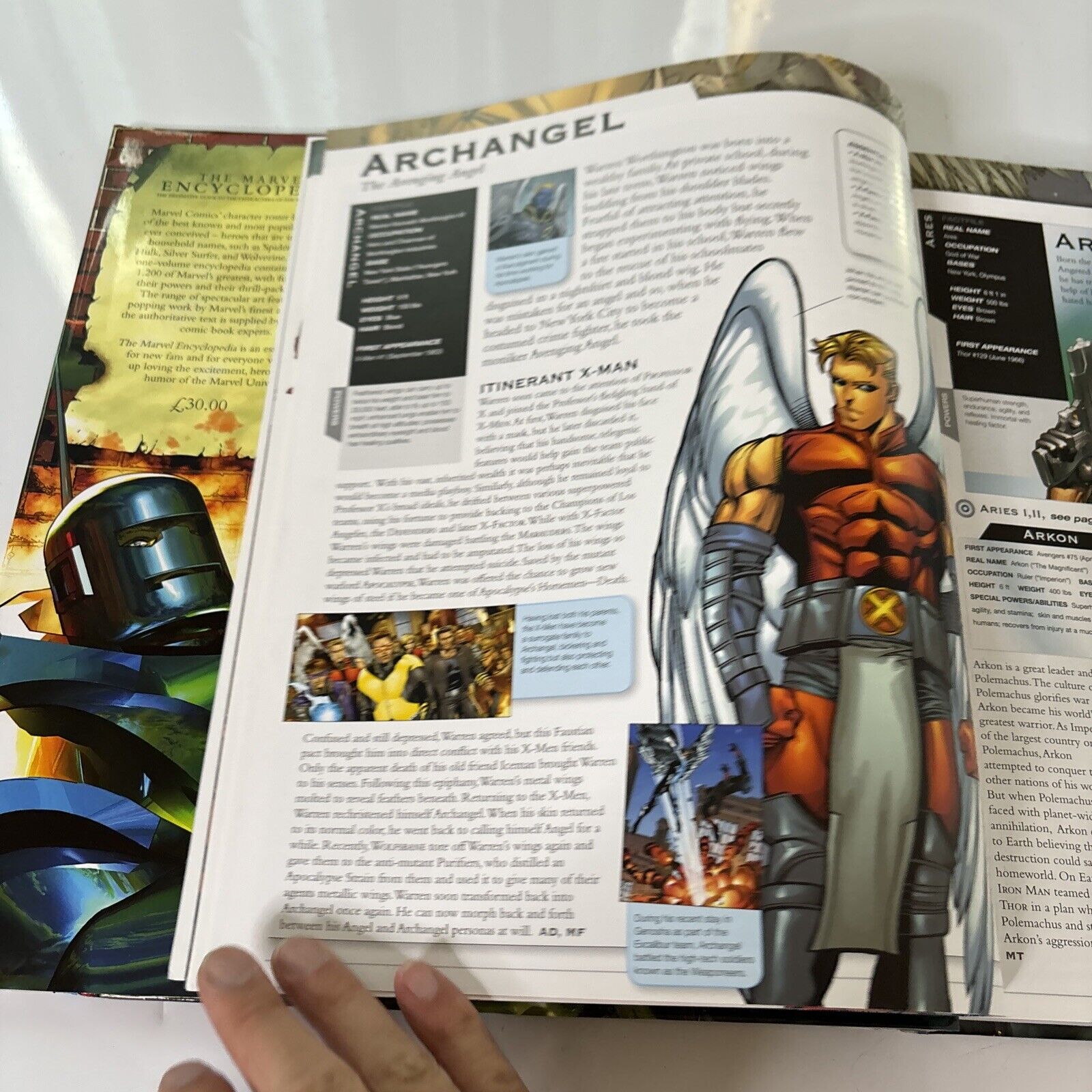 洋書 MARVEL encyclopedia the definitive guide Amazon.com: The Marvel Encyclopedia: The Definitive Guide to