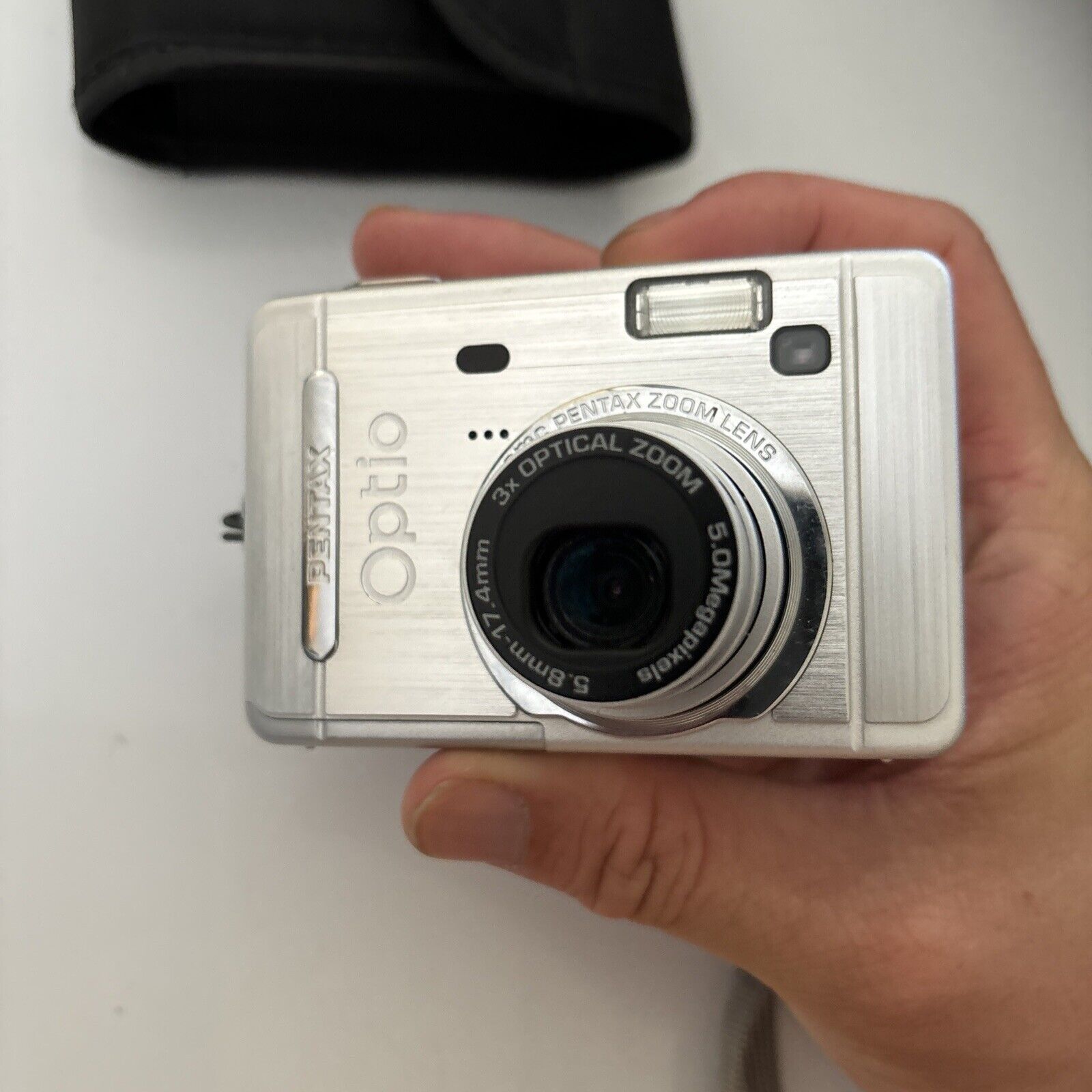 Pentax Optio S50 Digital Camera 5MP & 2gb SD Card & Case CCD