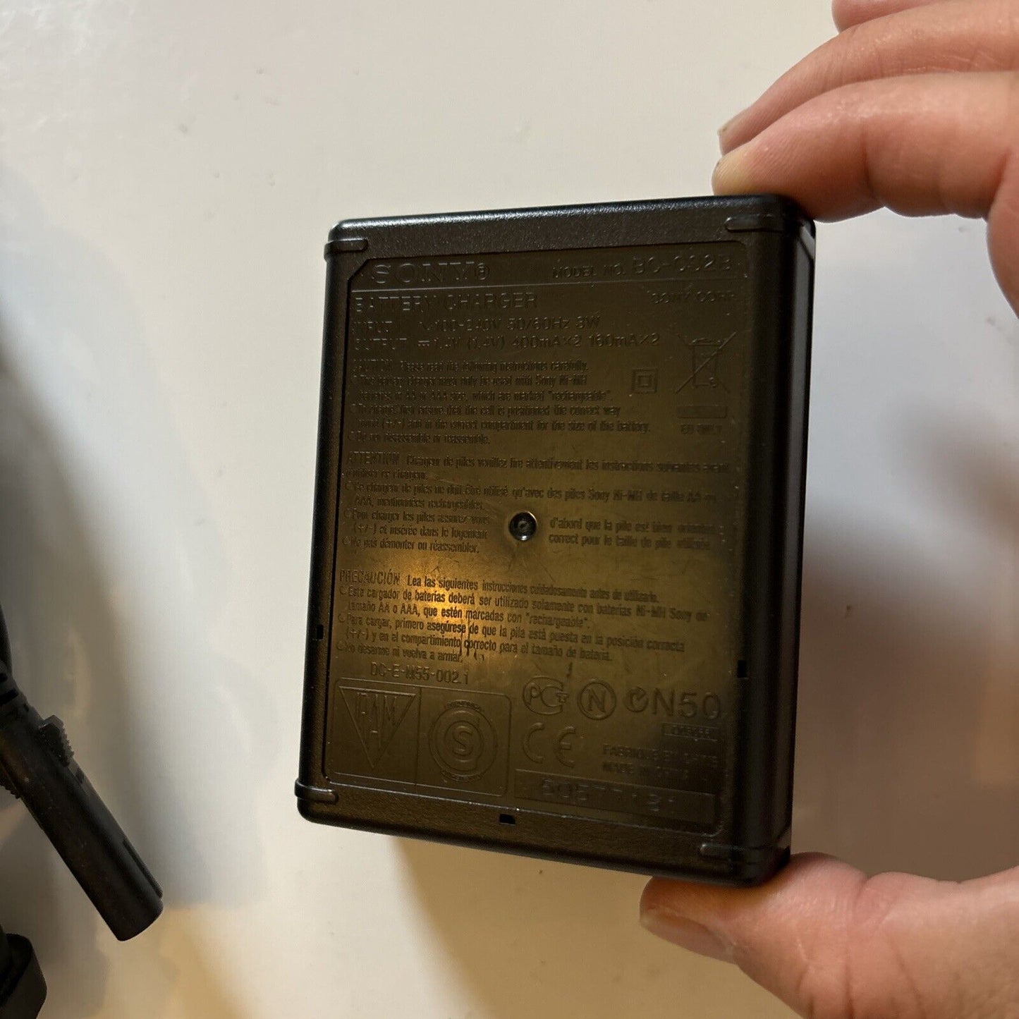 Sony Ni-MH Battery Charger AA AAA BC-CS2B