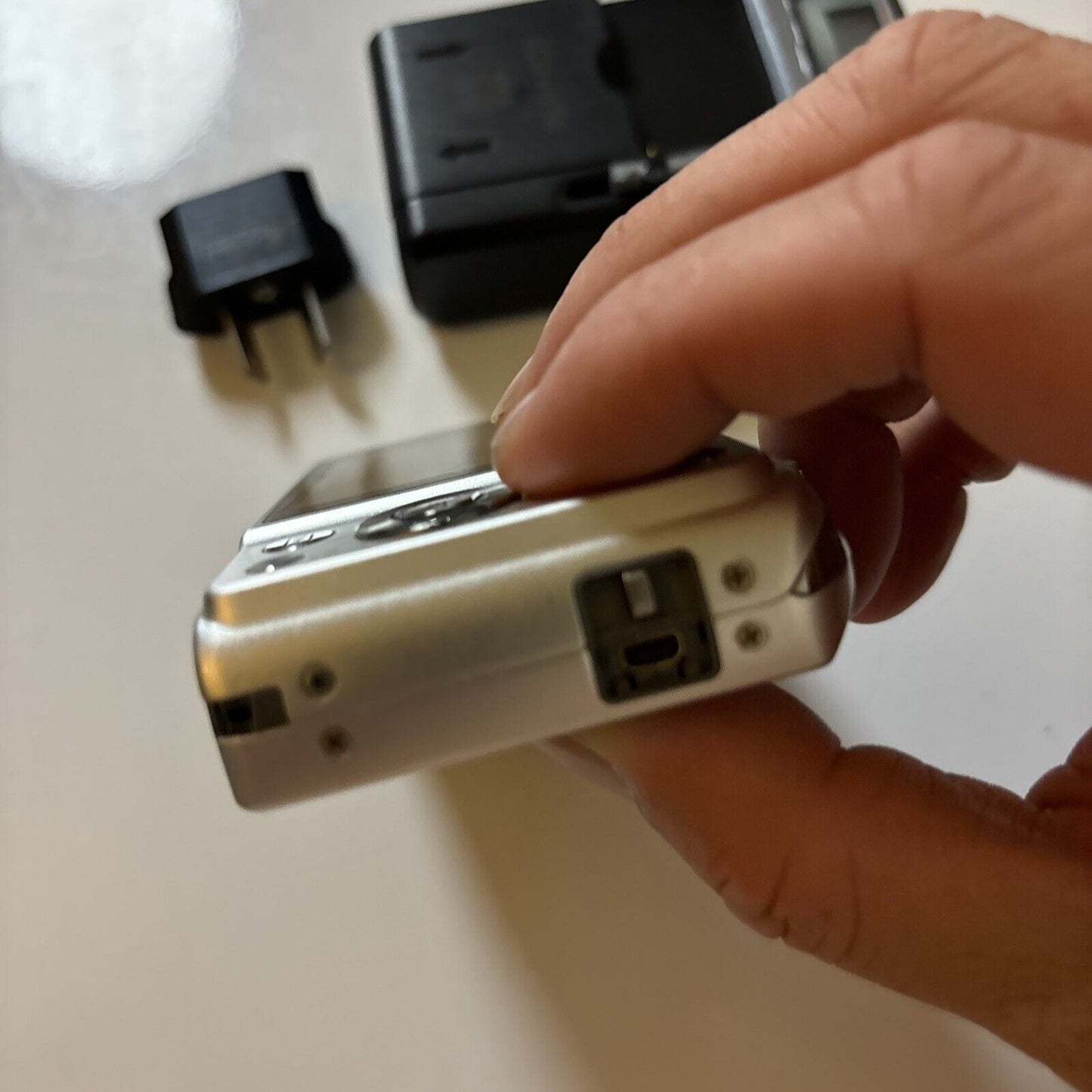 Casio Exilim EX-ZS100 Digital Camera 14.1MP CCD Sensor