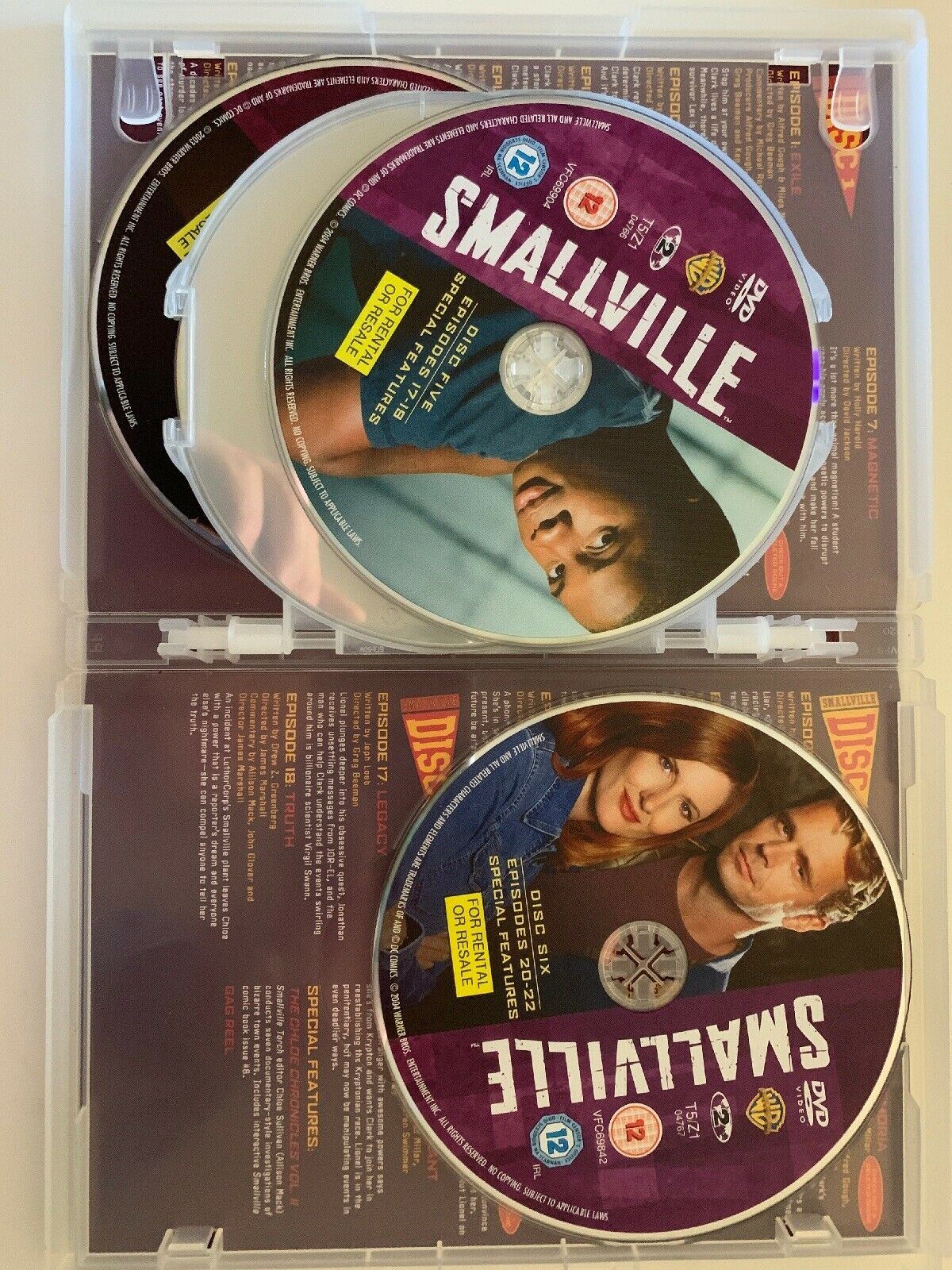 Smallville : The Complete Season 3 (6 Disc Set DVD) with Special Features