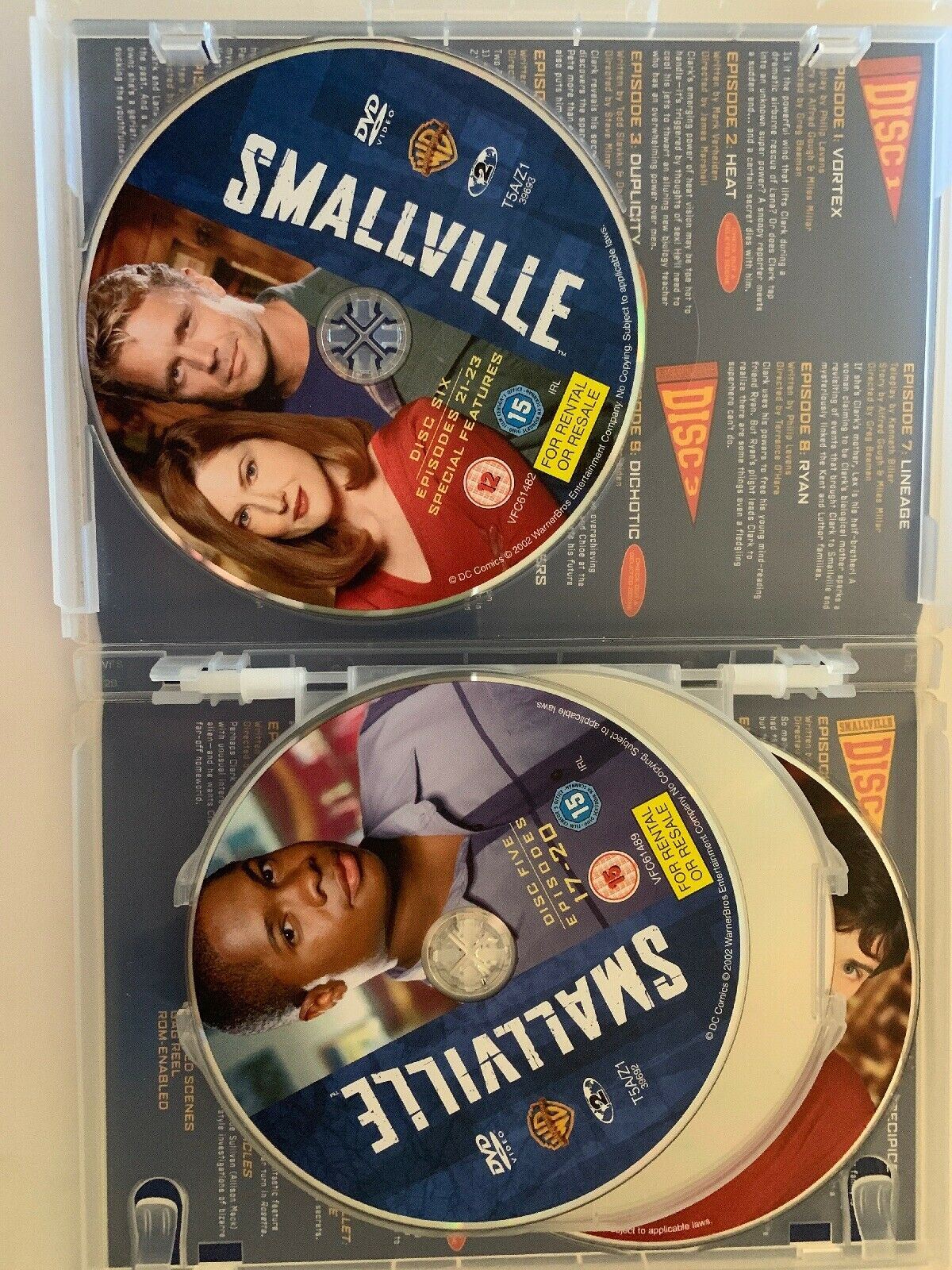 Smallville - The Complete Season 2 [DVD] [2004][6 Disc Set] with Special Feature