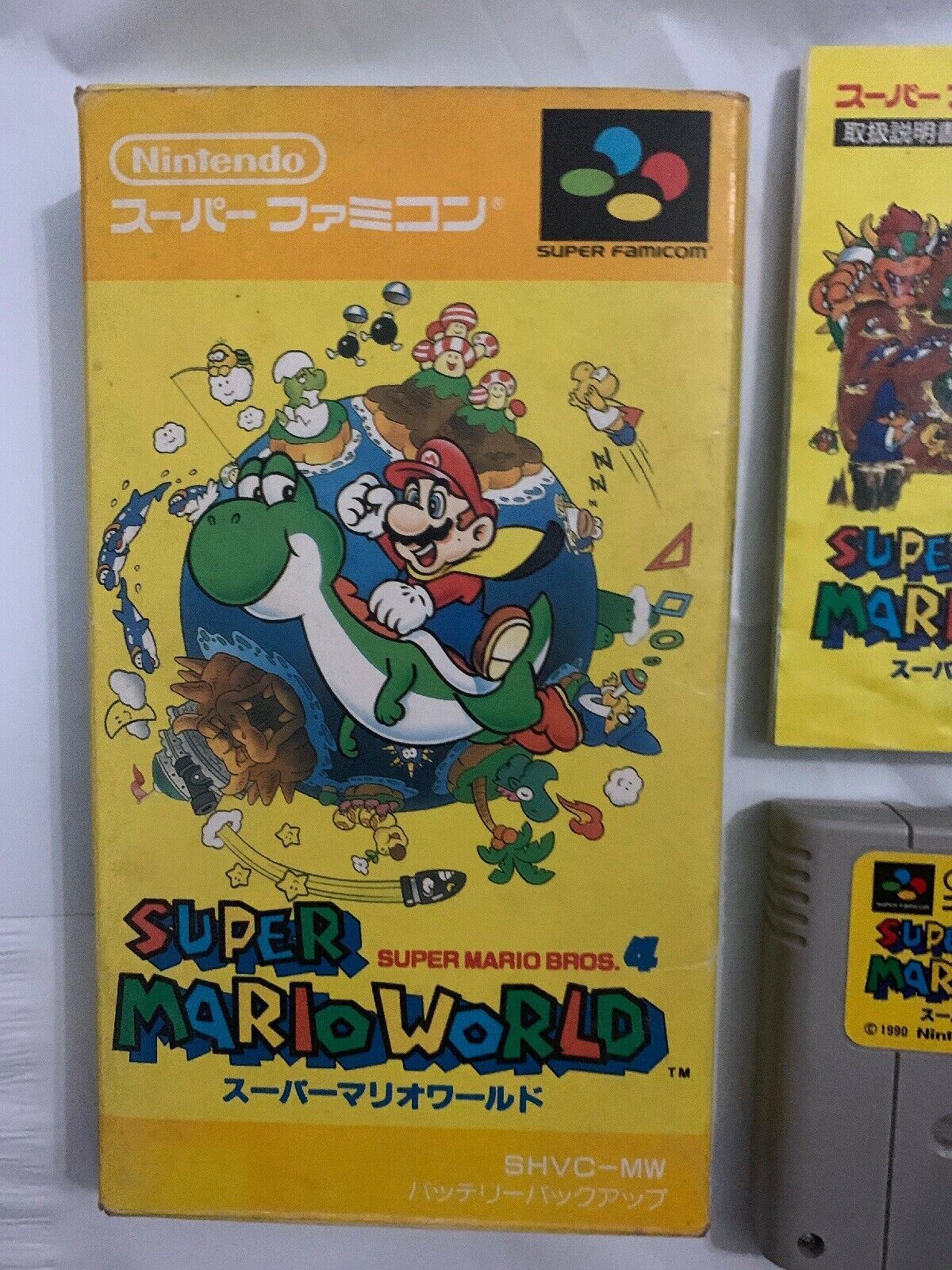 Super Mario World Super Famicom NTSC-J Japan SHVC with Box and Manual