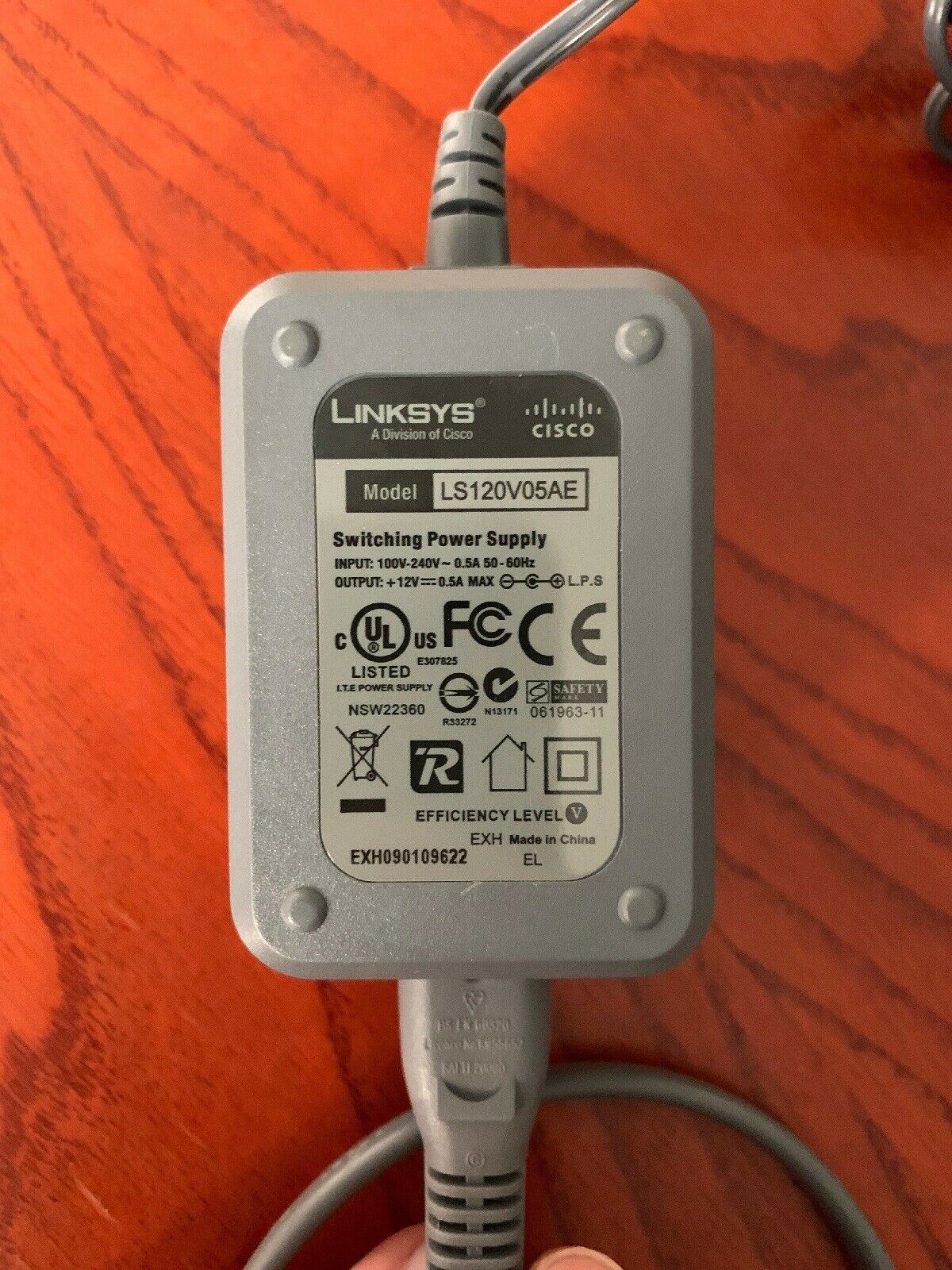 Genuine Linksys Cisco LS120V05AE Power Supply AC Adapter 12V 0.5A