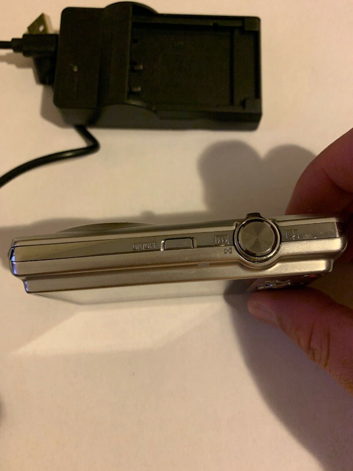 Casio Exilim EX-ZS10 Digital Camera 14.1 MP *Faulty Lens Retracting*