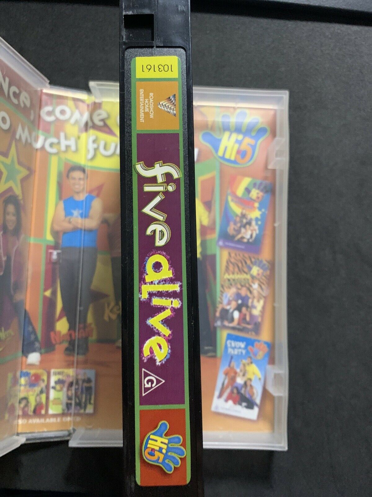 2x HI 5 - Move Your Body & Alive VHS PAL