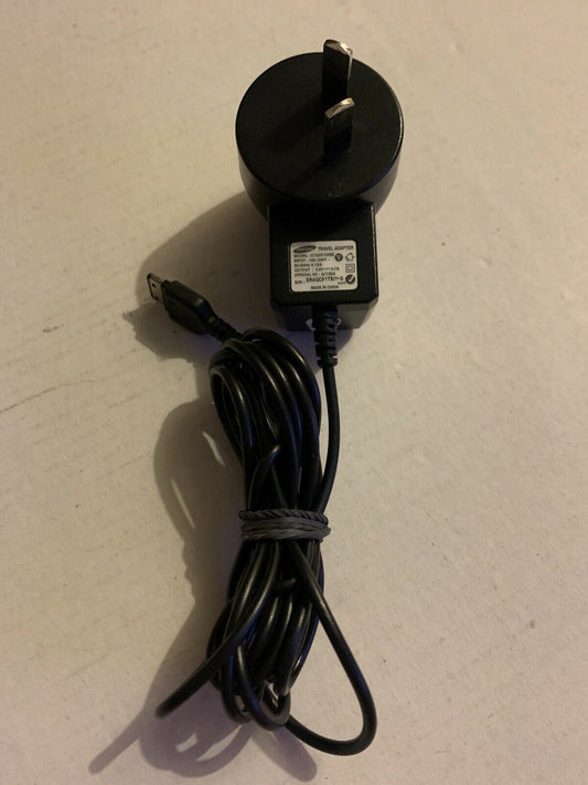 Genuine Samsung ATADS10HBE AC Adapter 5V 0.7A For Mobile Phone