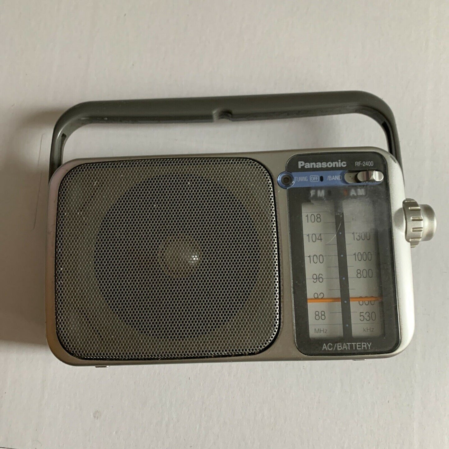 Panasonic RF-2400 AM/FM Portable Radio