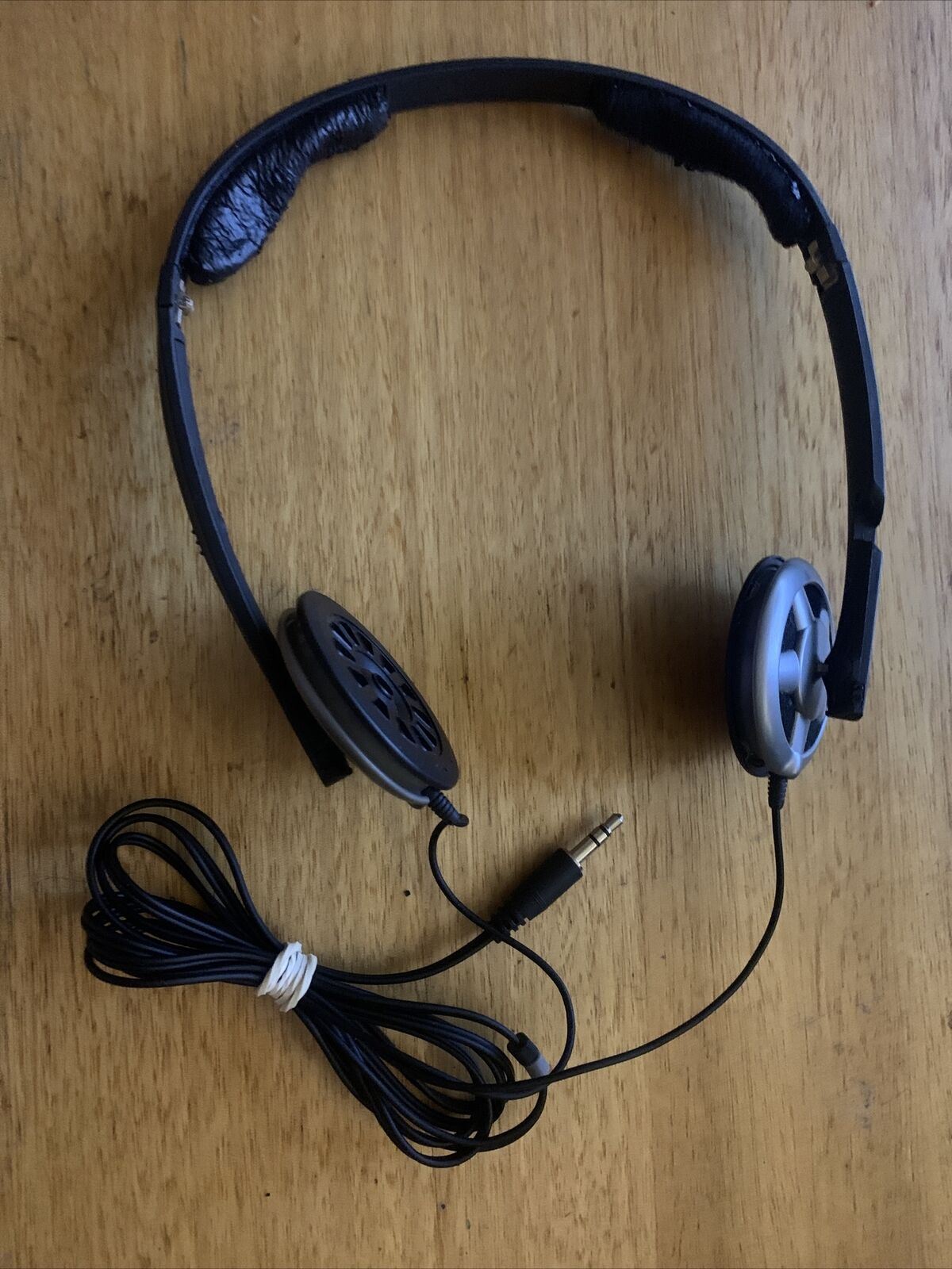 Sennheiser PX 100 II Travel Headphones (No Foam Ear Pads) Good Working Condition