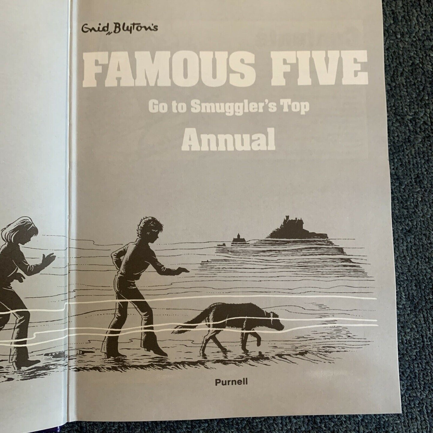Grid Blyton's: Famous Five - Go To Smuggler's Top Annual 1979 Book 1st Edition