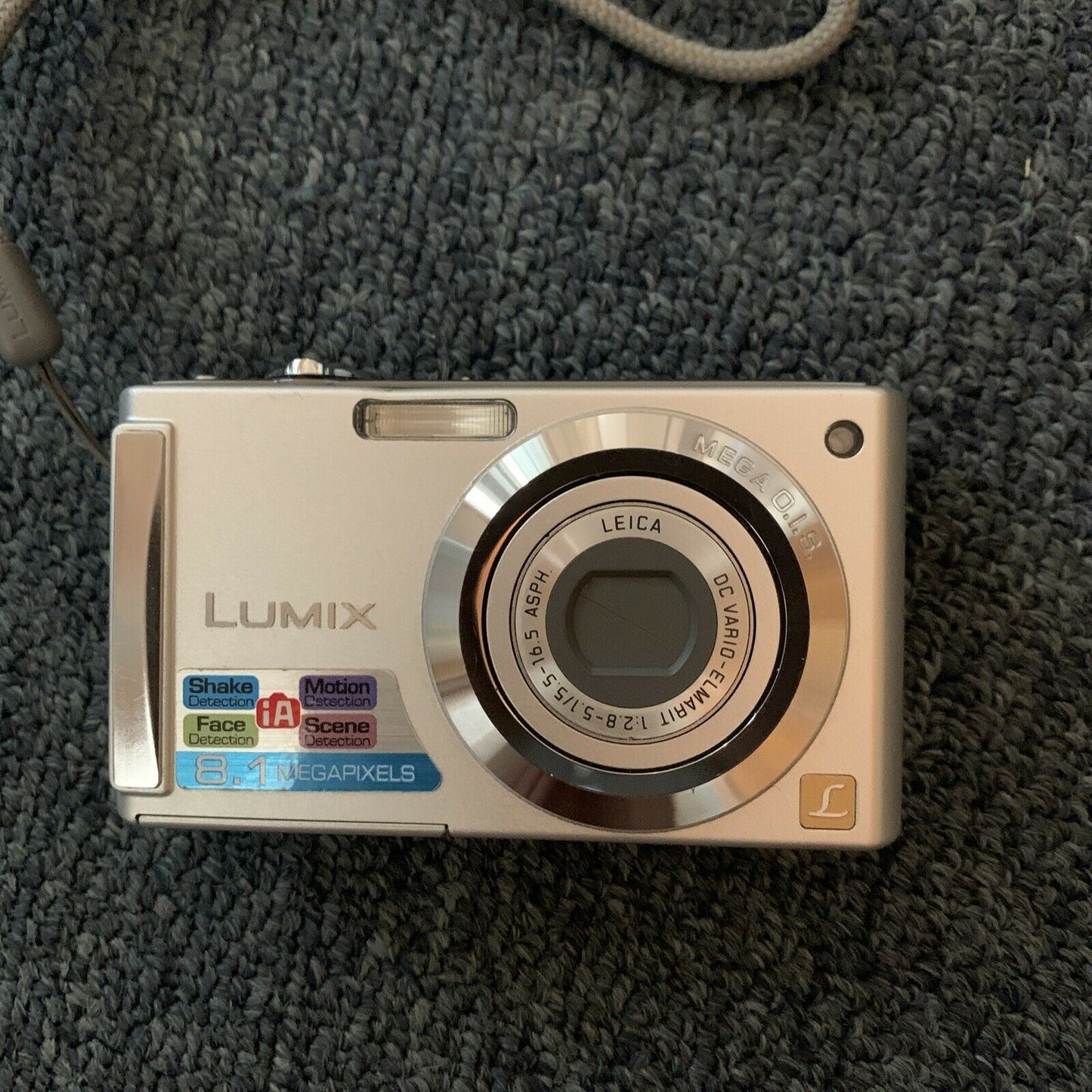 Panasonic Lumix DMC-FS3 Digital Camera 8.1MP With Carrying Case