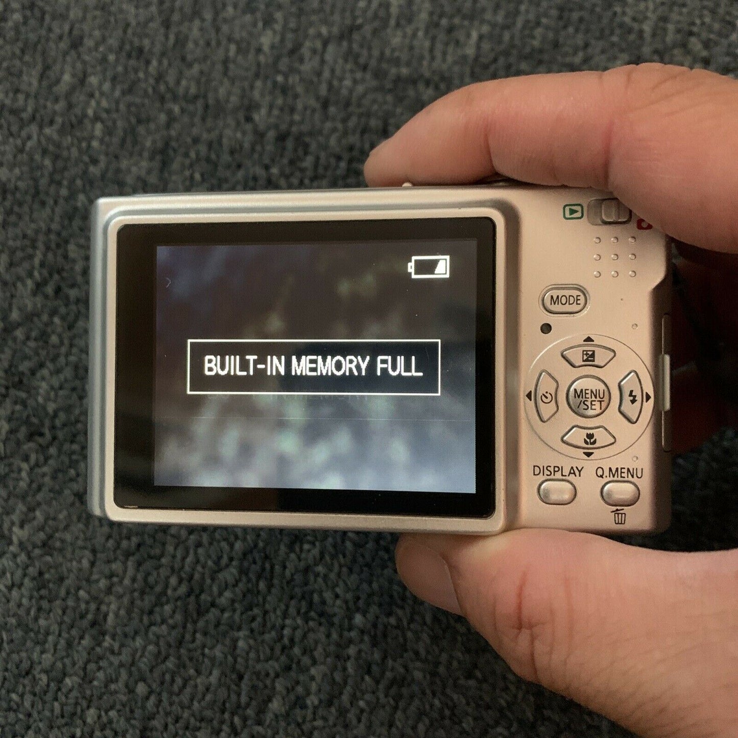 Panasonic Lumix DMC-FS3 Digital Camera 8.1MP With Carrying Case