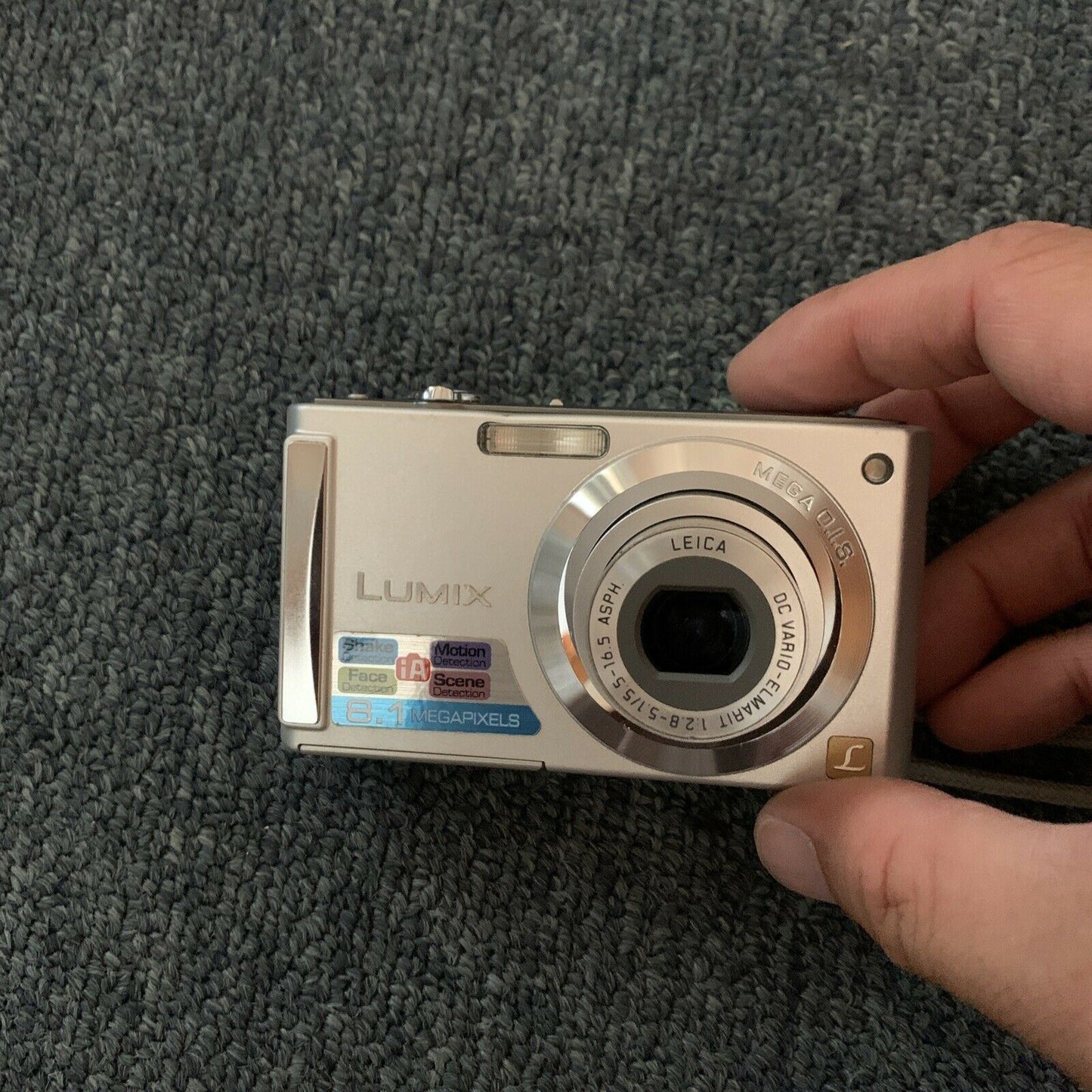 Panasonic Lumix DMC-FS3 Digital Camera 8.1MP With Carrying Case