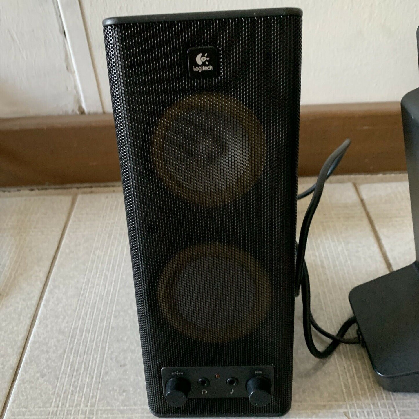 Logitech X-140 S-0264B Computer SPEAKERS 2.0 System For Desktop PC MP3 Player