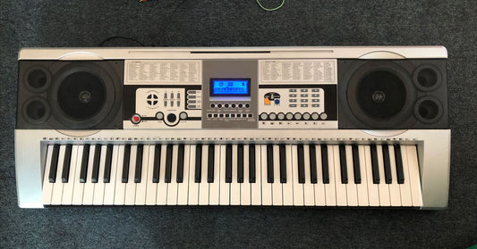 61 Key Electronic Keyboard LCD with 100 Rhythms 100 Timbers Full size keyboard
