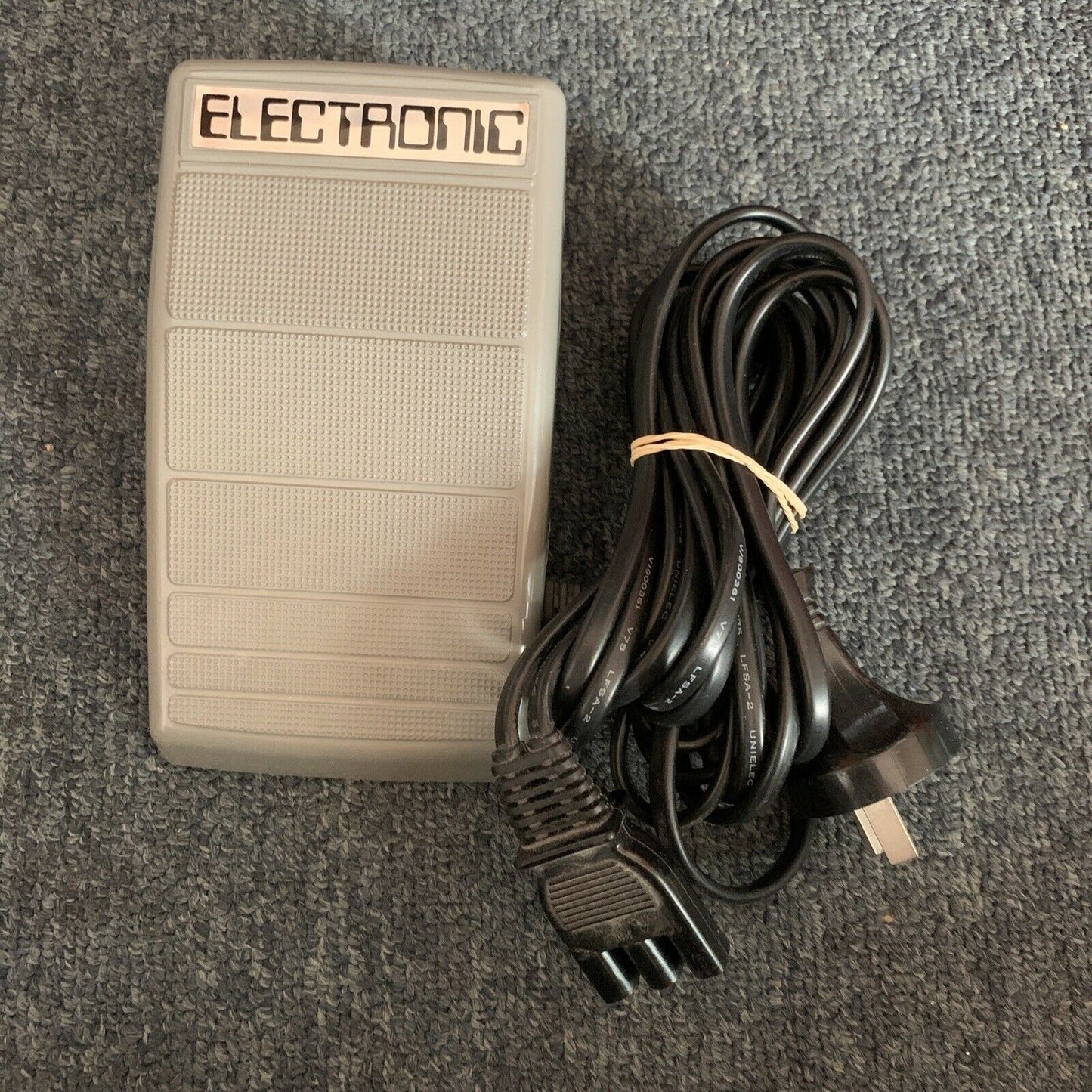 Electronic Sewing Machine Pedal Model 4C-335G 3-pin plug