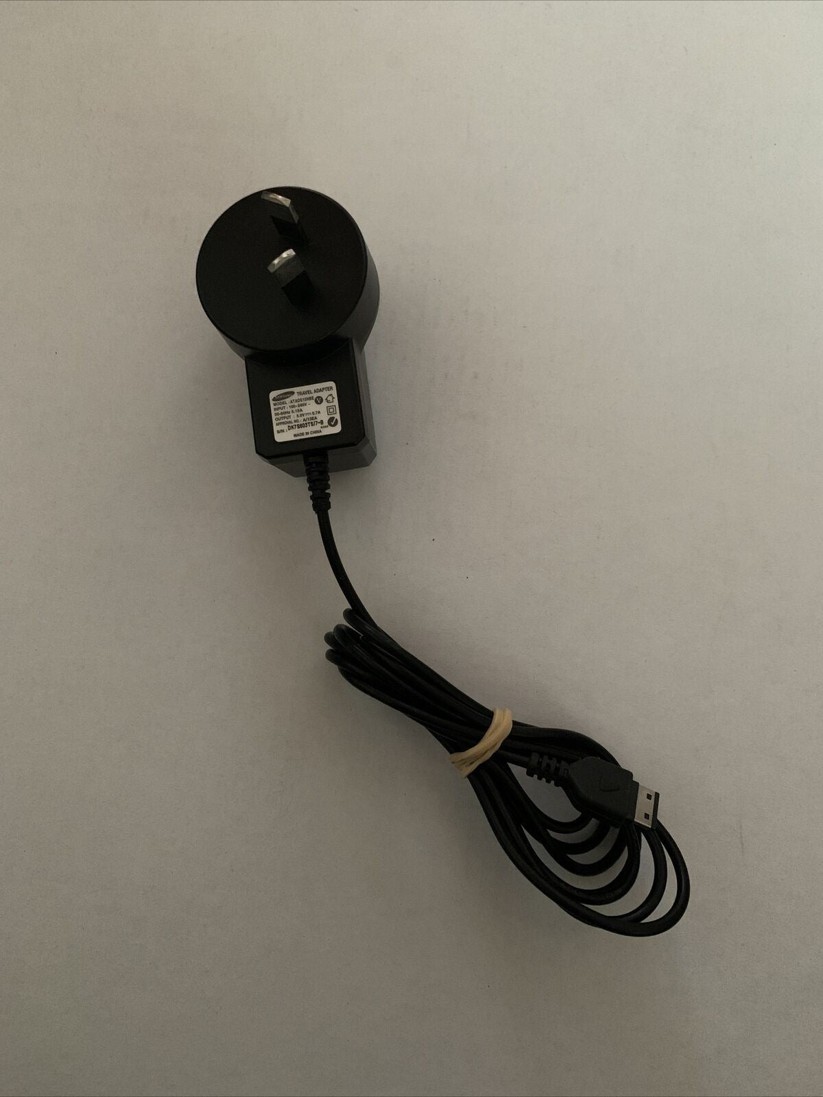 Genuine Samsung ATADS10HBE Travel Adapter 5v 0.7a