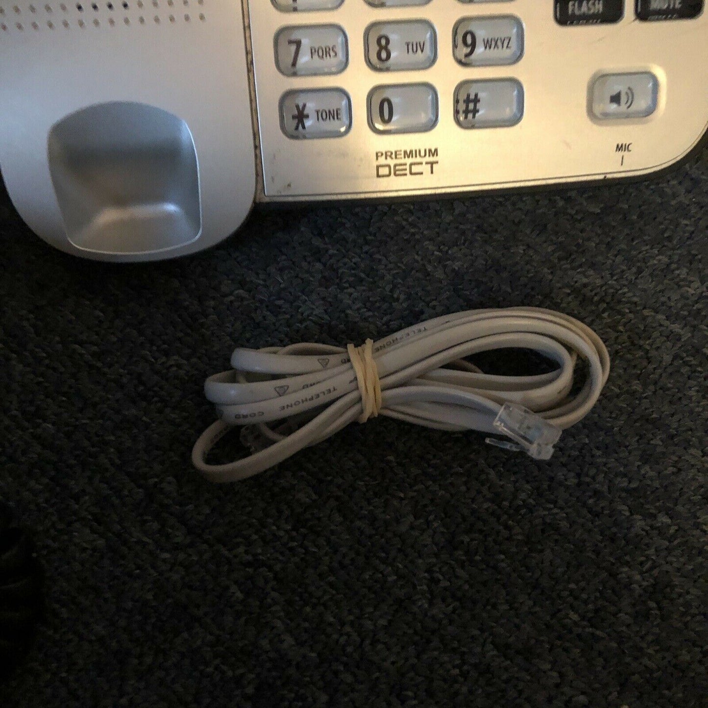 Uniden DECT2145 Home Telephone - NBN compatible, Operation even w Power Failure