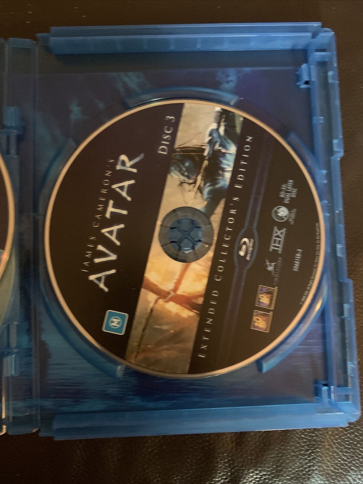 Avatar (Blu-ray, 2009, 3-Disc Set) Sam Worthington, Sigourney Weaver. Region B