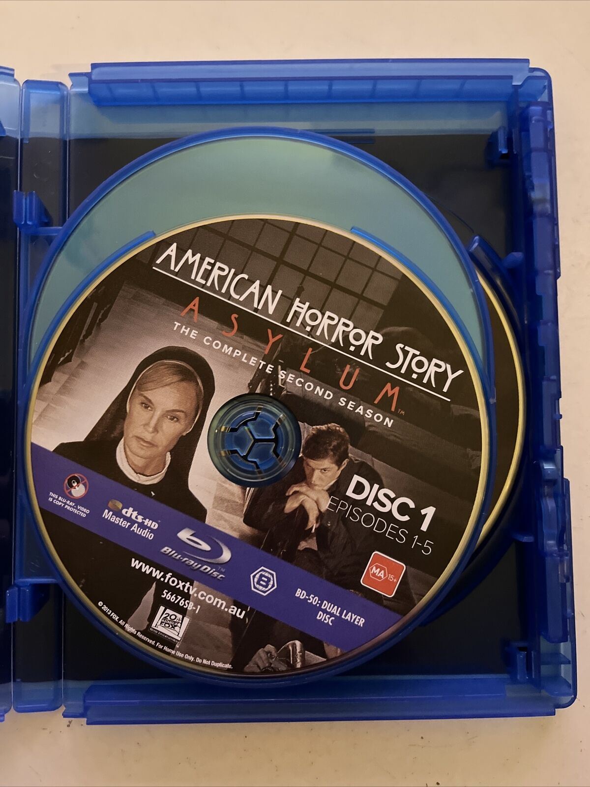 American Horror Story : Season 2 (Blu-ray, 2012) Region B