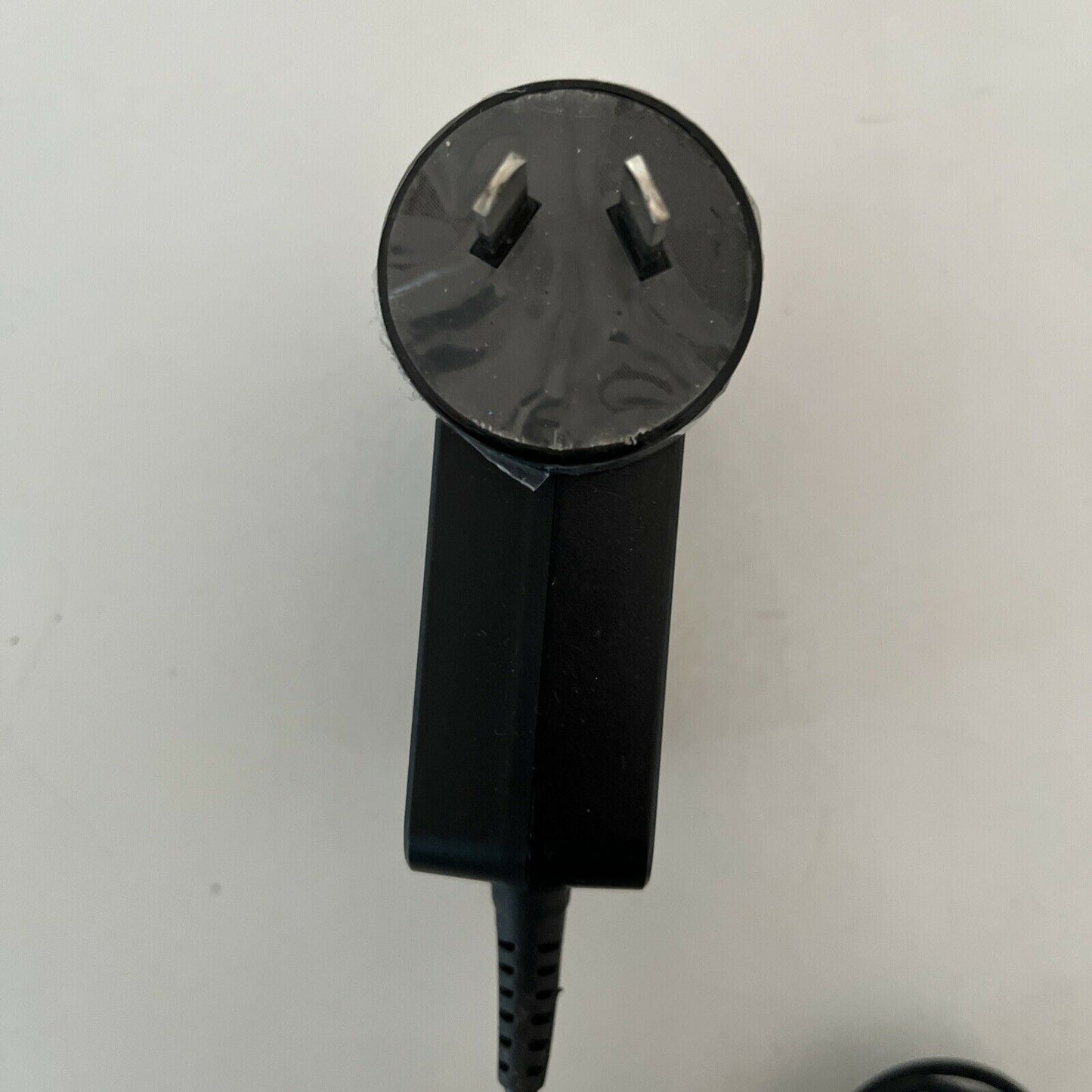Genuine Netgear 332-10615-01 AC Adaptor AD898129 Power Supply 12v 3.5A