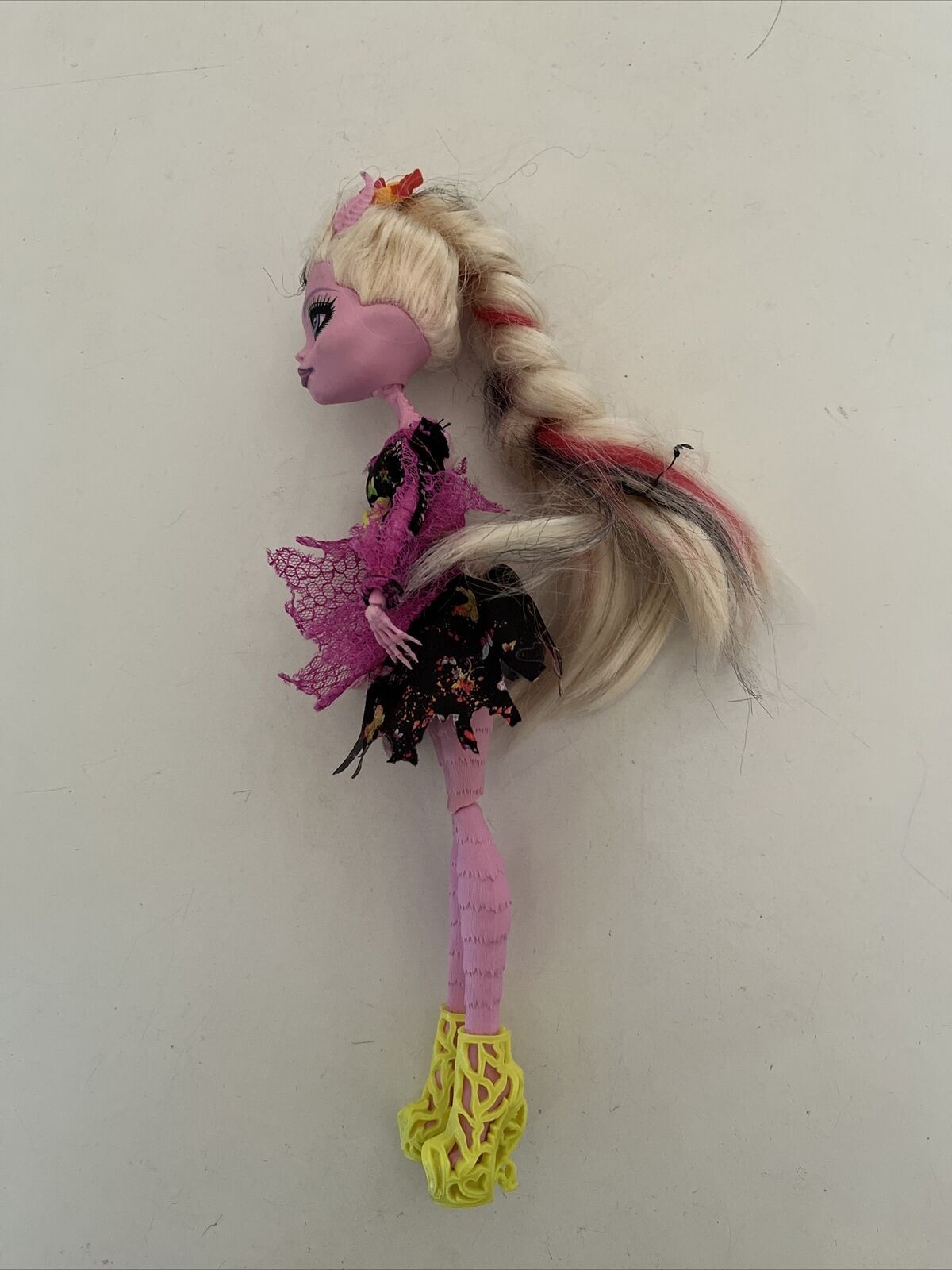 Monster High Freaky Fusion Bonita Femur Doll Hybrid Skeleton no wings