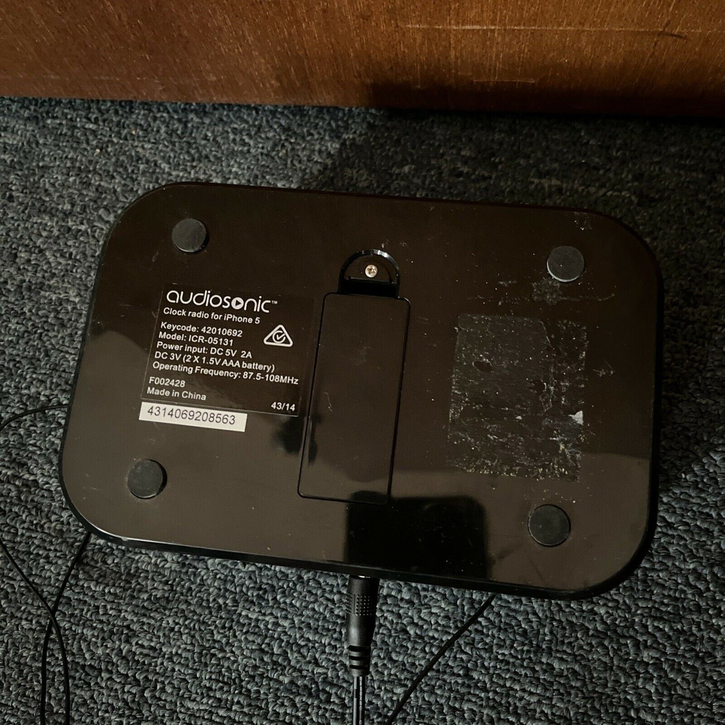 Audiosonic Alarm Clock Radio Lightning iPhone Dock ICR-05131