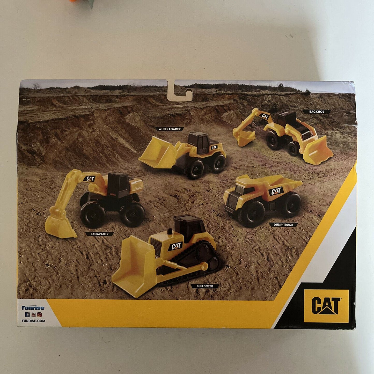 NEW 8 Pack CAT Caterpillar Little Machine Toys Bulldozer, Dump Truck, & More