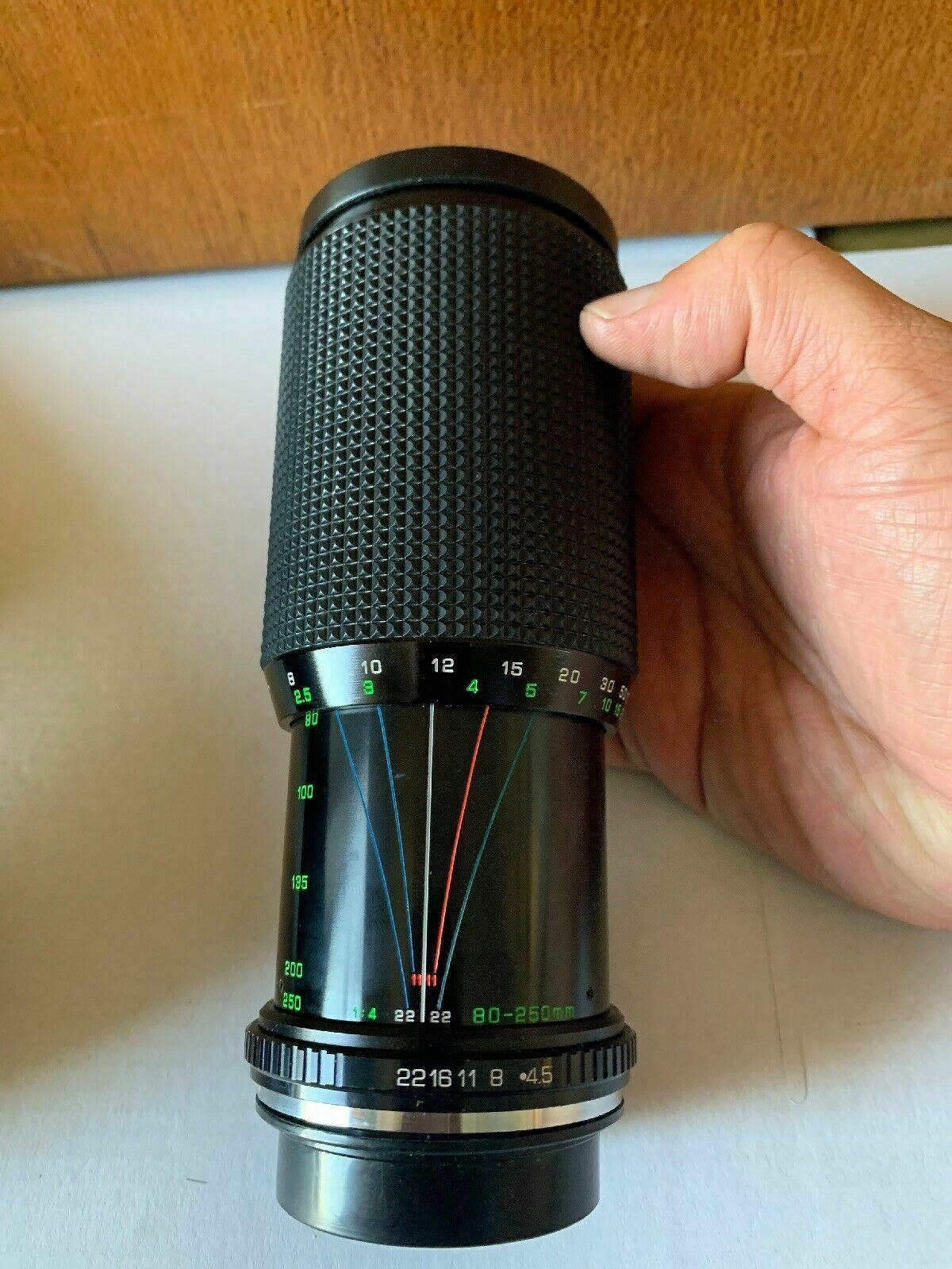 MC Astron Auto Zoom Lens 1:4.8 F=80-250mm No. 8604024