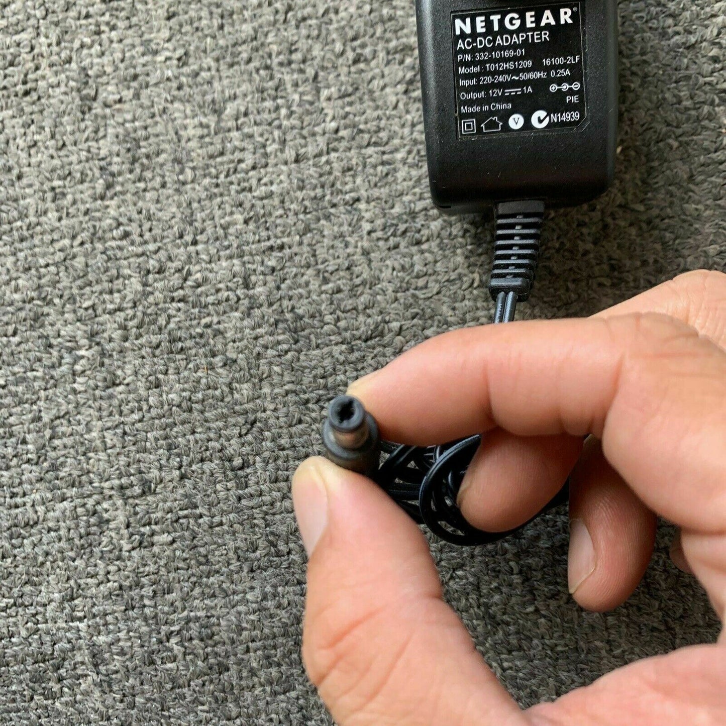 Genuine Netgear T012HS1209 AC Adapter 12V 1A 332-10169-01 For Wireless Router