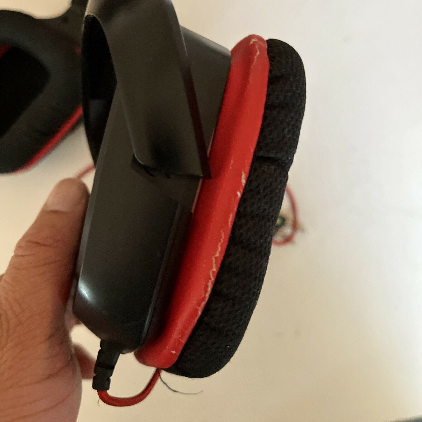 Logitech G230 Stereo Gaming Headset Light Weight Design - Noise-cancelling Mic