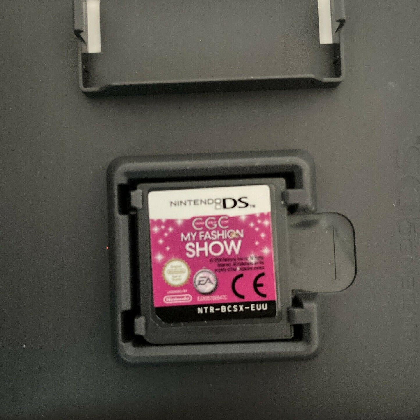 Charm Girls Club : My Fashion Show - Nintendo DS NDS Game Complete with Manual