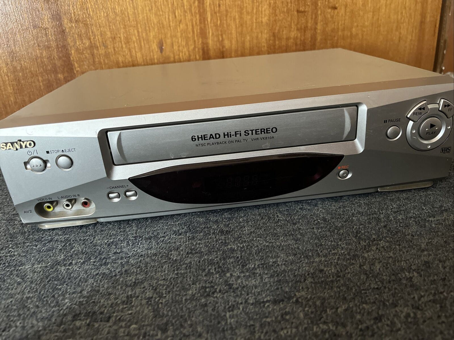 Sanyo VHR-VK810A VCR 6-Head VHS Player