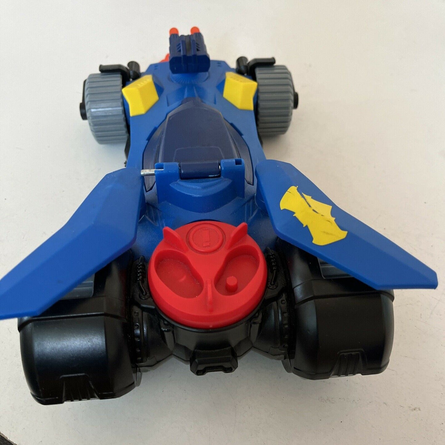 Batman  Fisher-Price Imaginext Batmobile DC Super Friends with Lights