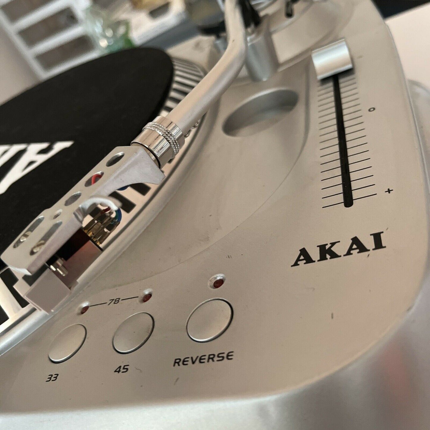 AKAI USB Turntable Record Player - ATT022U V2 Broken Stylus