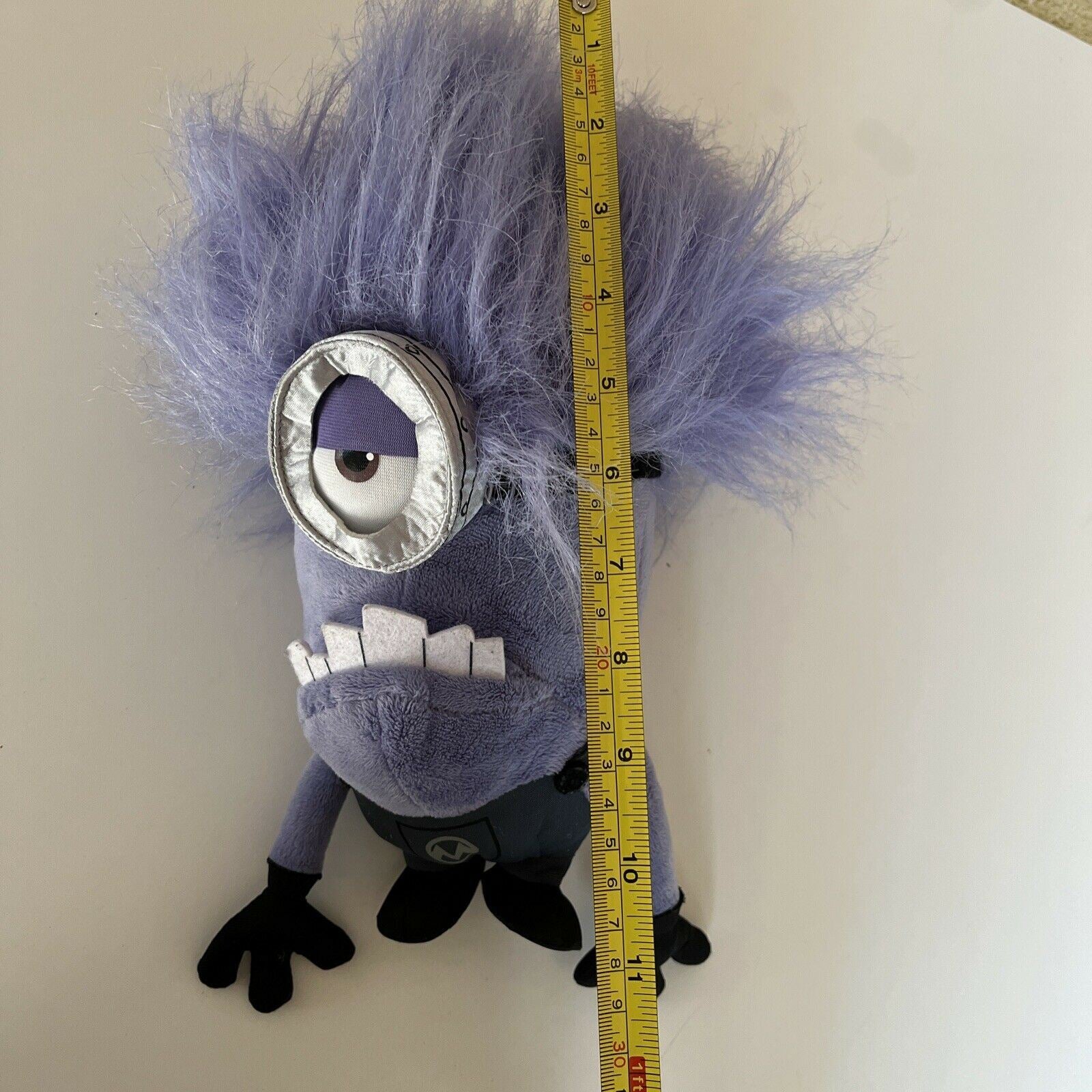 Despicable Me Evil Minion Plush Toy 13 Inches 32cm Retro Unit Despicable Me Evil Minion Plush Toy 13 Inches 32cm Retro Unit