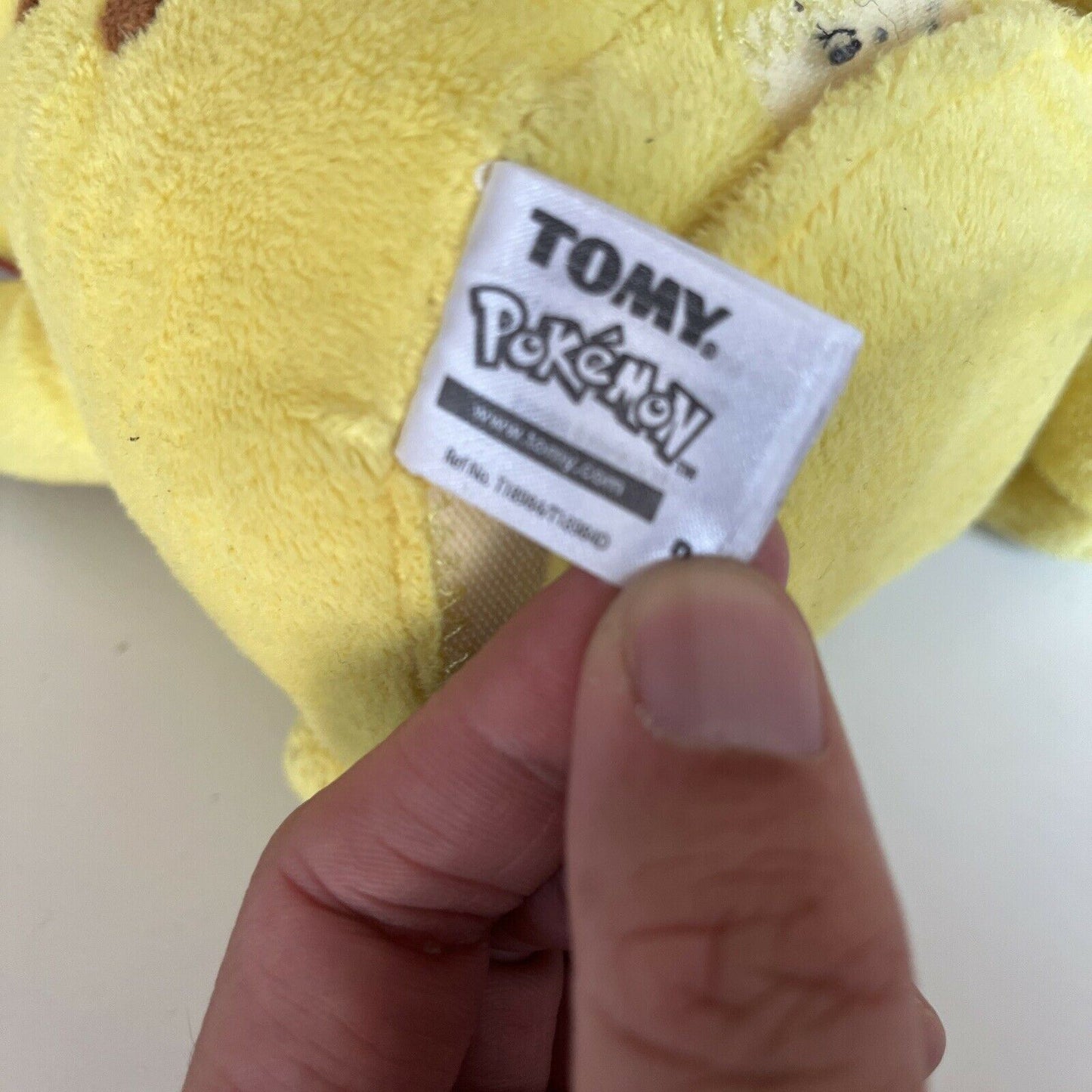 2x Pokemon Pikachu  10" Talking Light Up Cheeks Soft Cuddly Plush 2017 Tomy