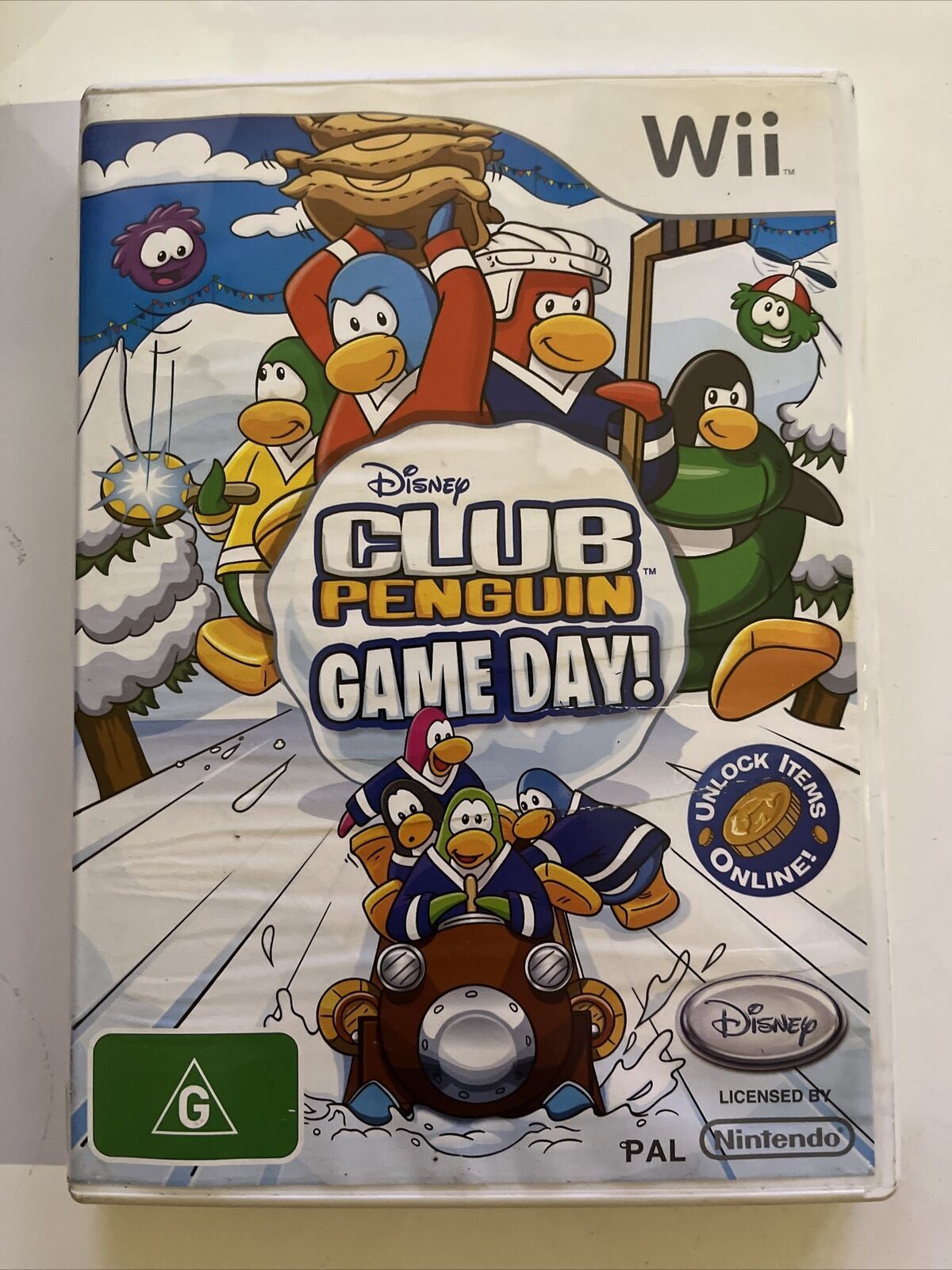 Disney's Club Penguin Game Day - Nintendo Wii PAL Game with Manual