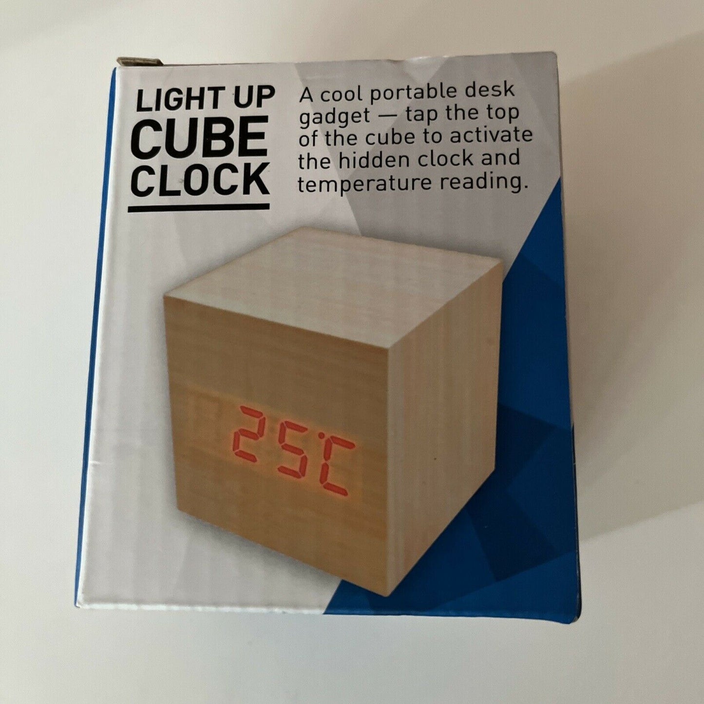 Australian Geographic Portable Wood Travel Light Up Cube Clock & Temperature