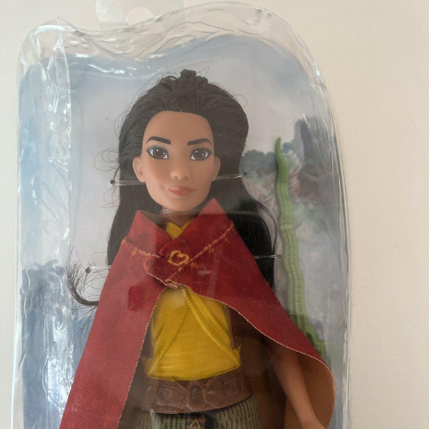 Disney Raya and the Last Dragon - Raya Fashion Doll 12 inches