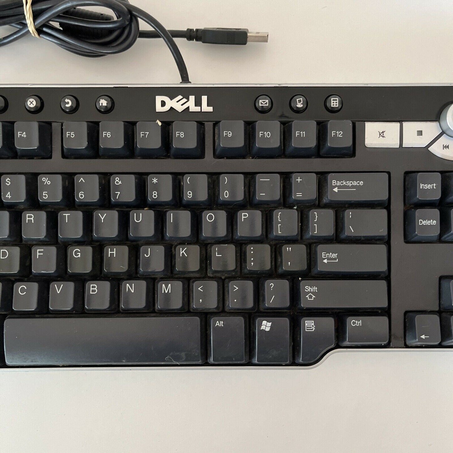 Dell SK-8135 Multimedia Desktop Keyboard with 2 USB Ports