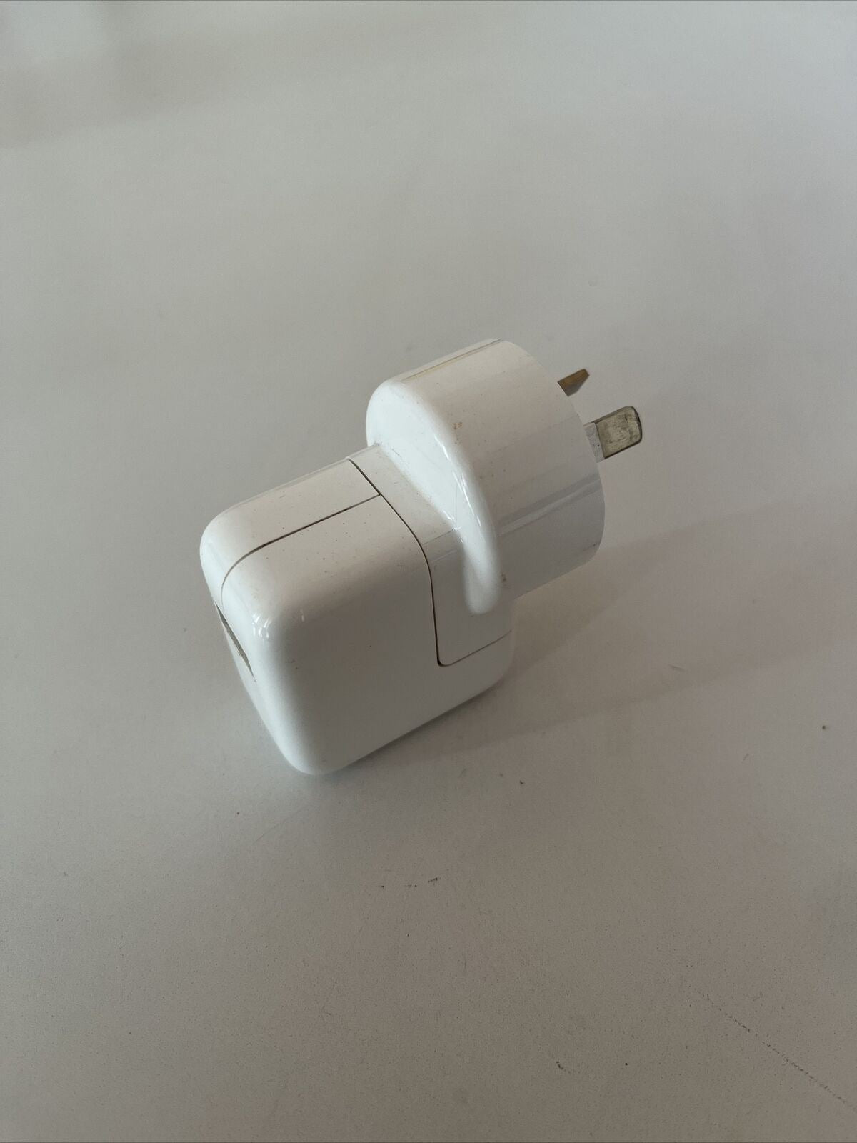 Genuine Apple 10W USB Power Adapter A1357 for iPhone, iPad, iPod
