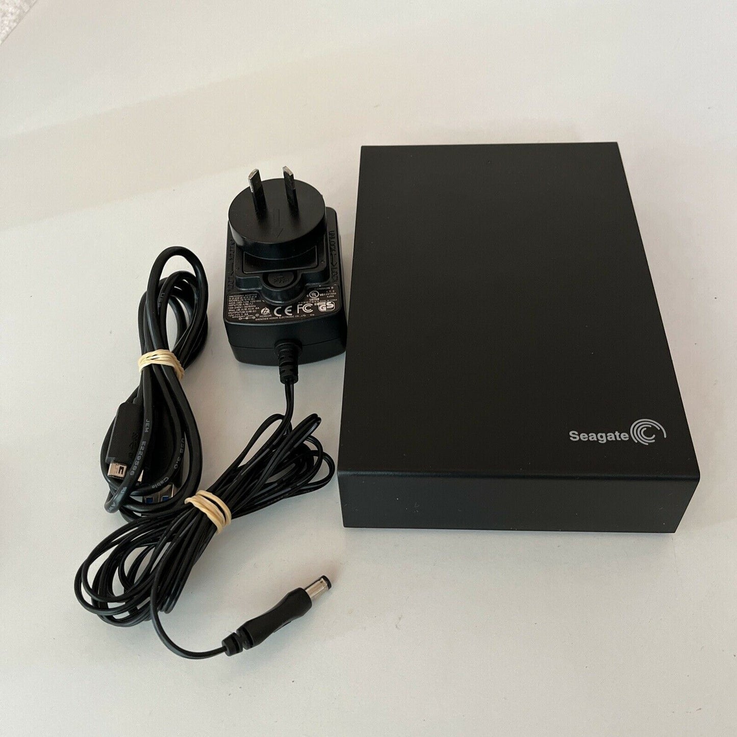 Seagate 2 TB External HDD USB